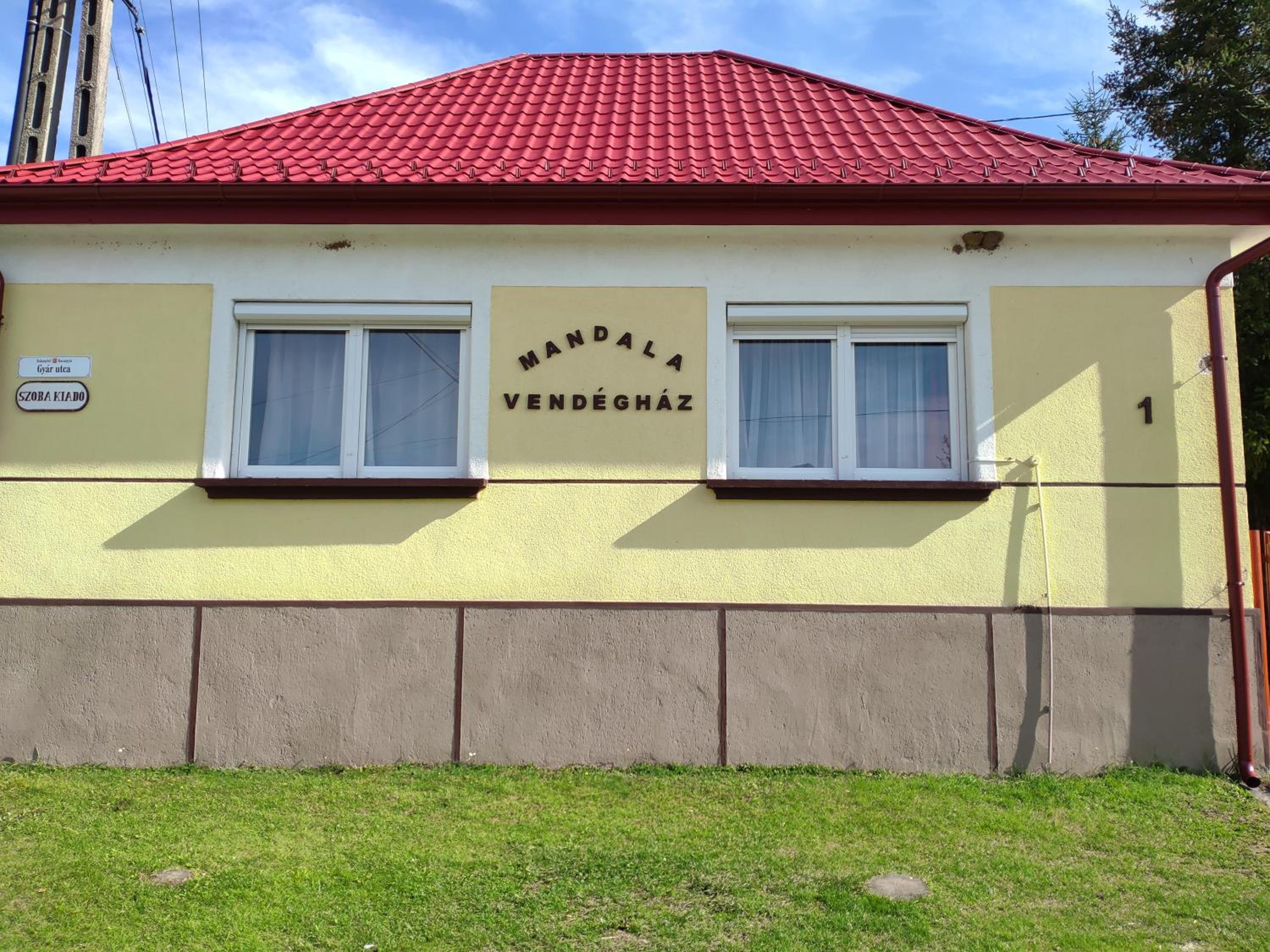 Photo 6