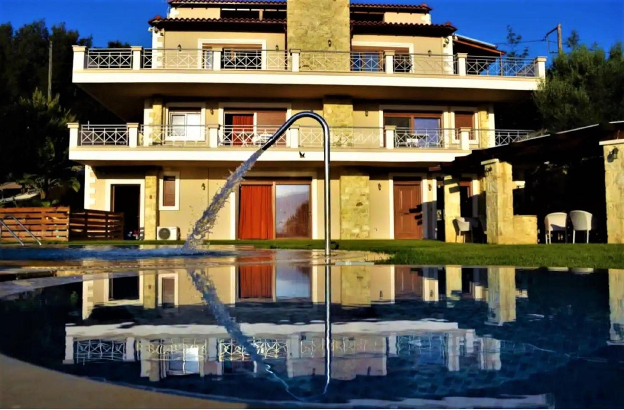 Villa Zeus