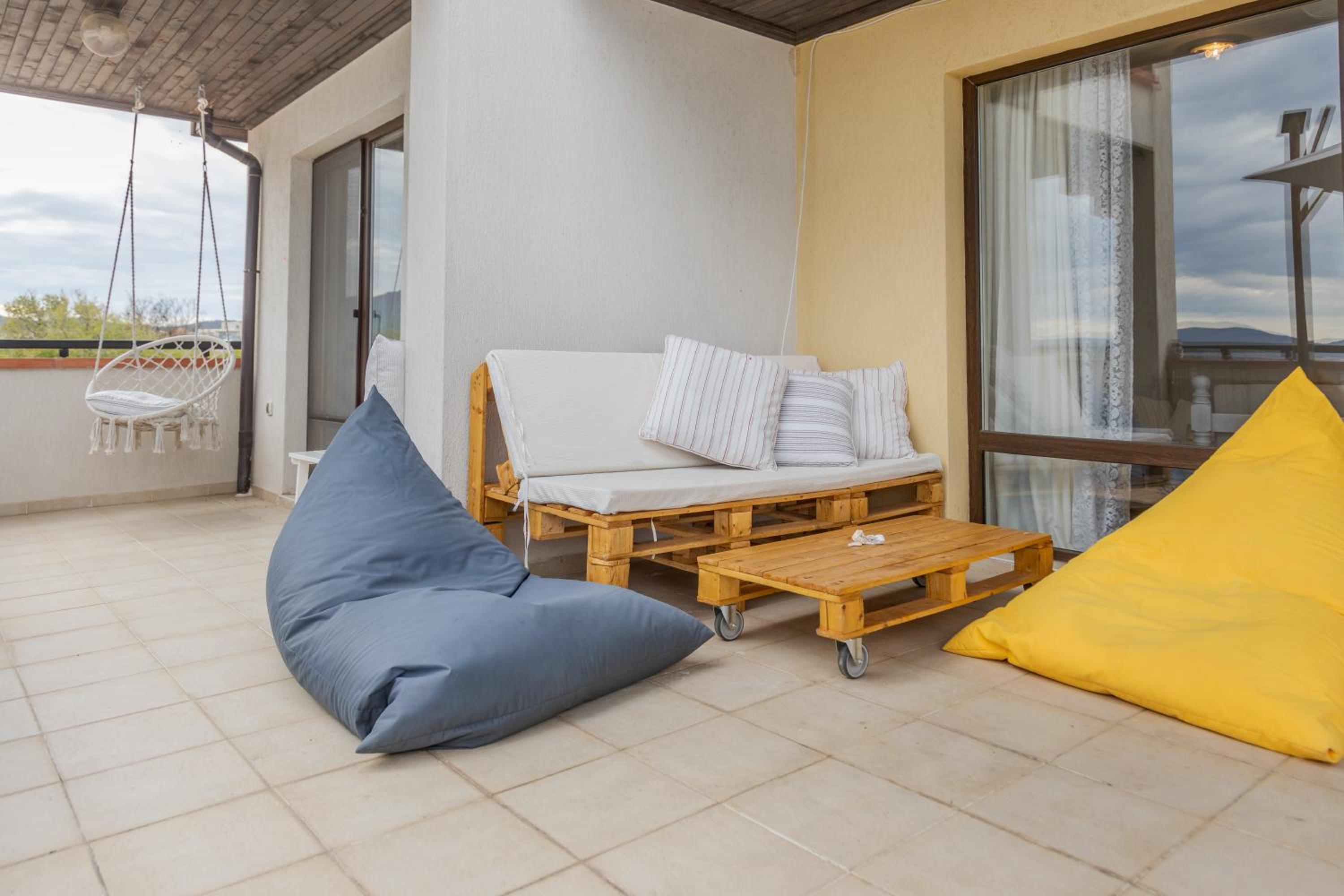 balance & terrace