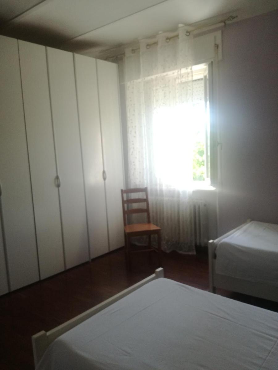 B&B Maggiociondolo view 2