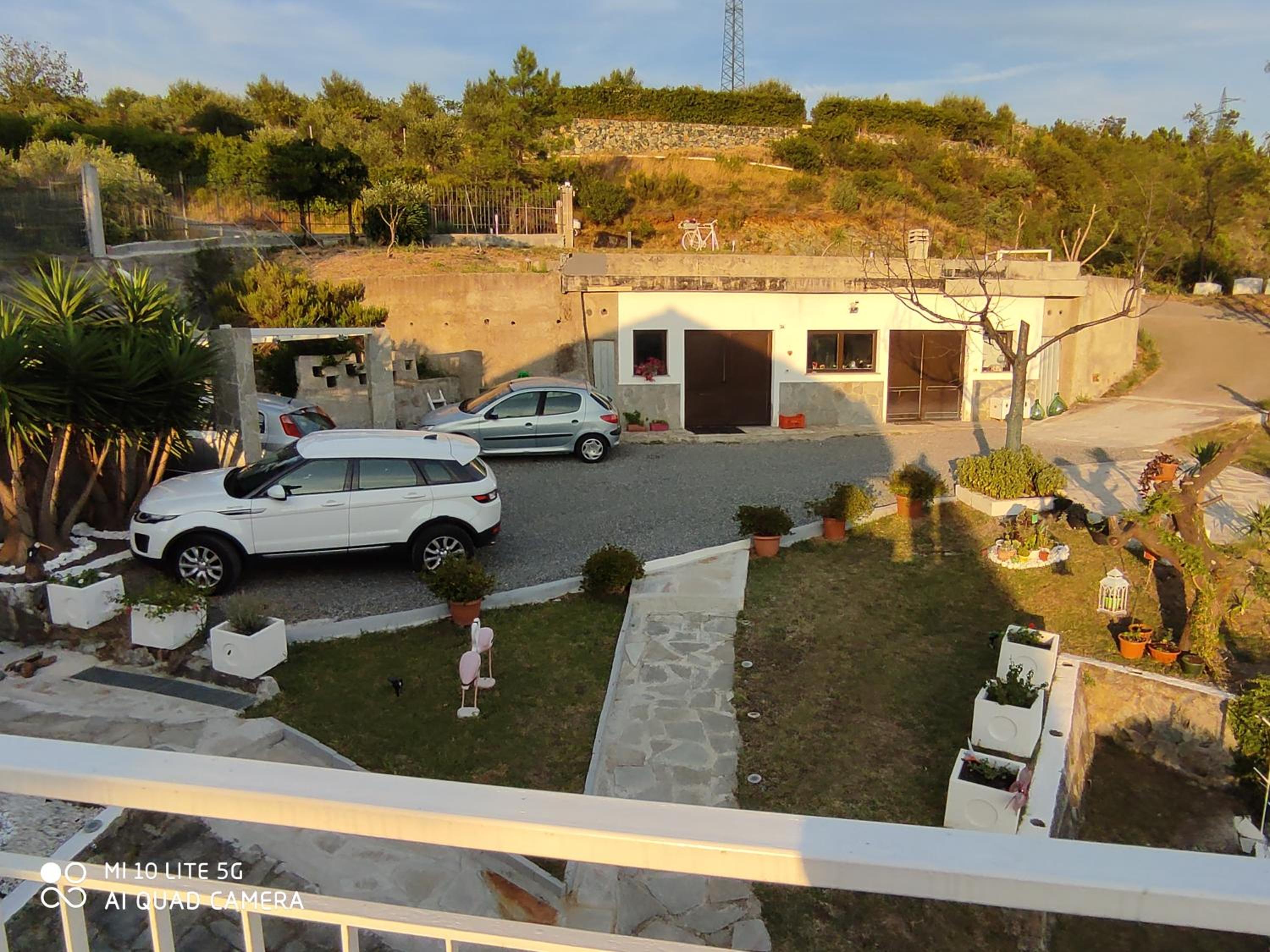 Photo 44