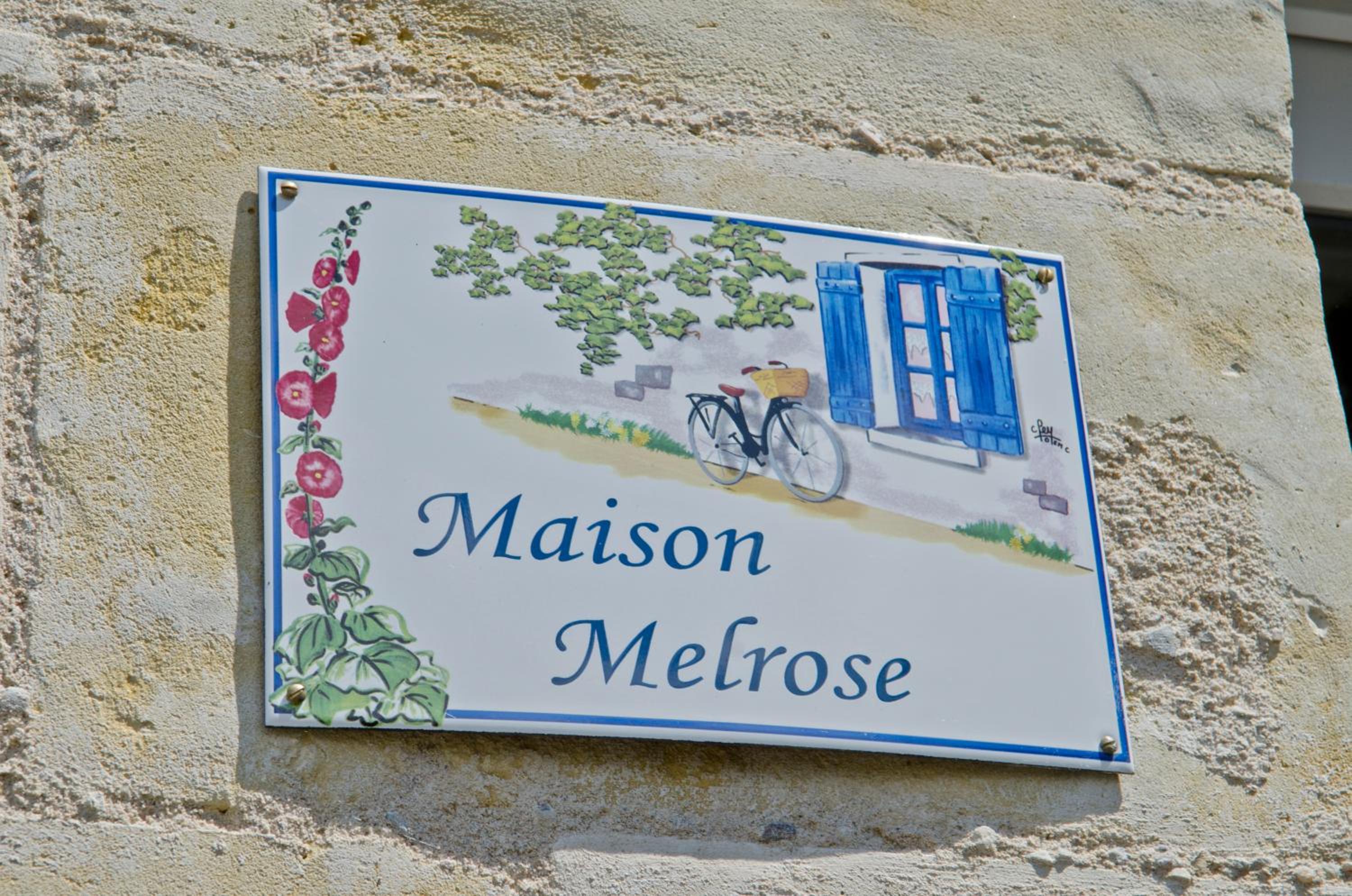 Maison Melrose view 2