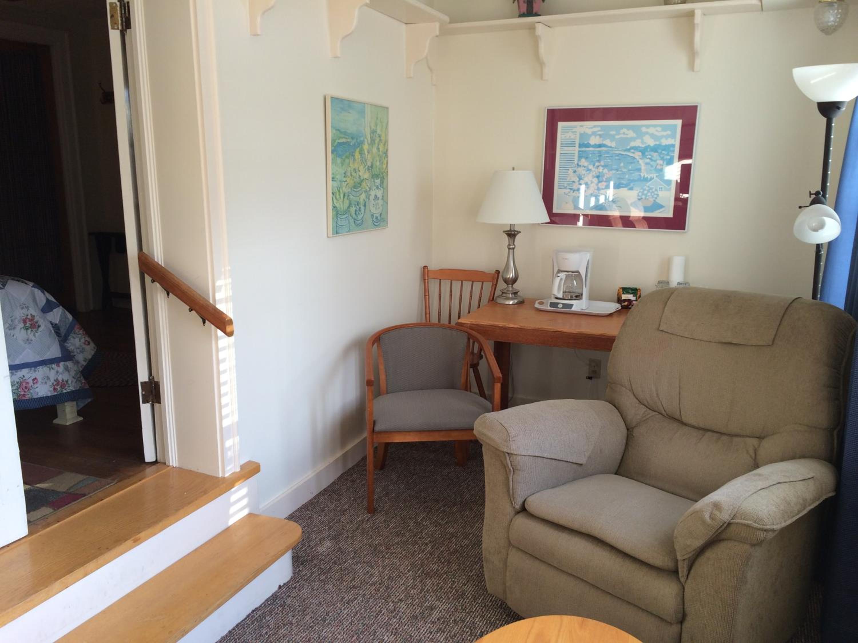 Beach Cottage Inn