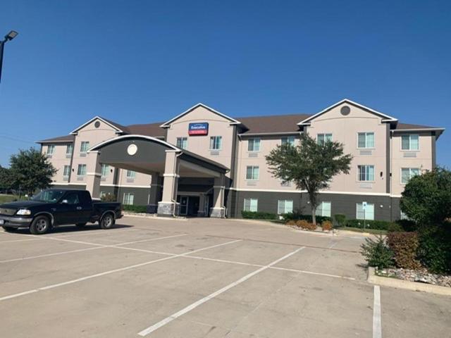 Quality Inn & Suites - Marlin view 2