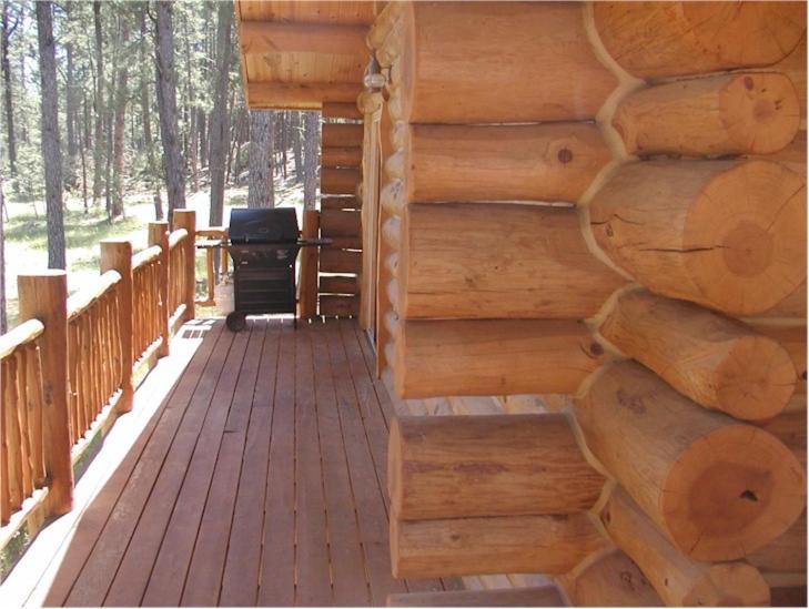Trails End Lodge
