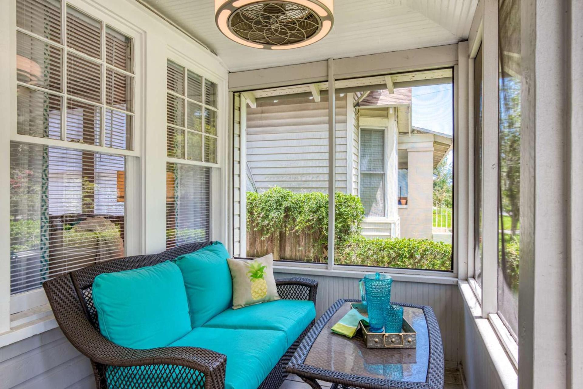 Happy Bungalow view 4