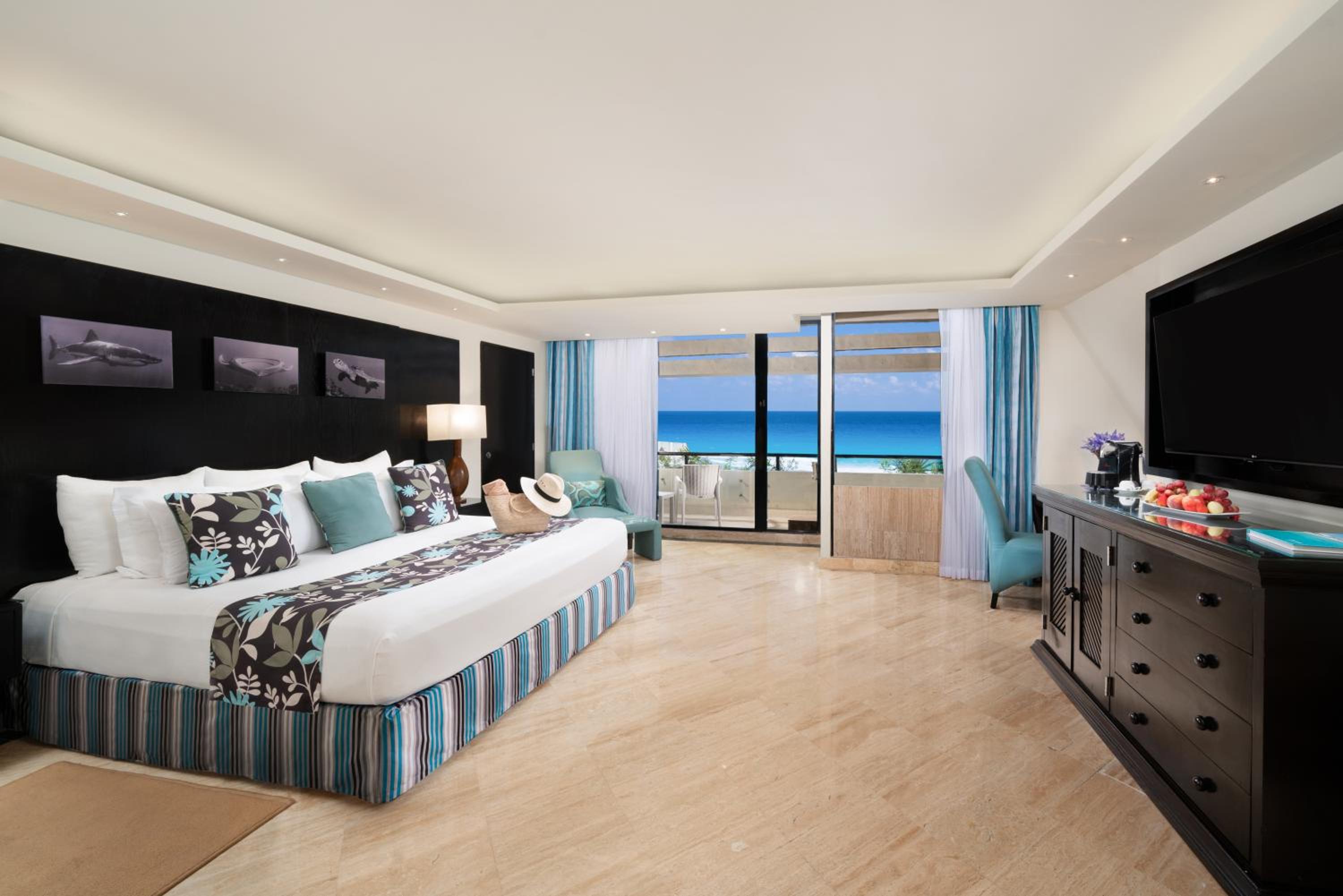 The Pyramid Cancun by Oasis - All Inclusive