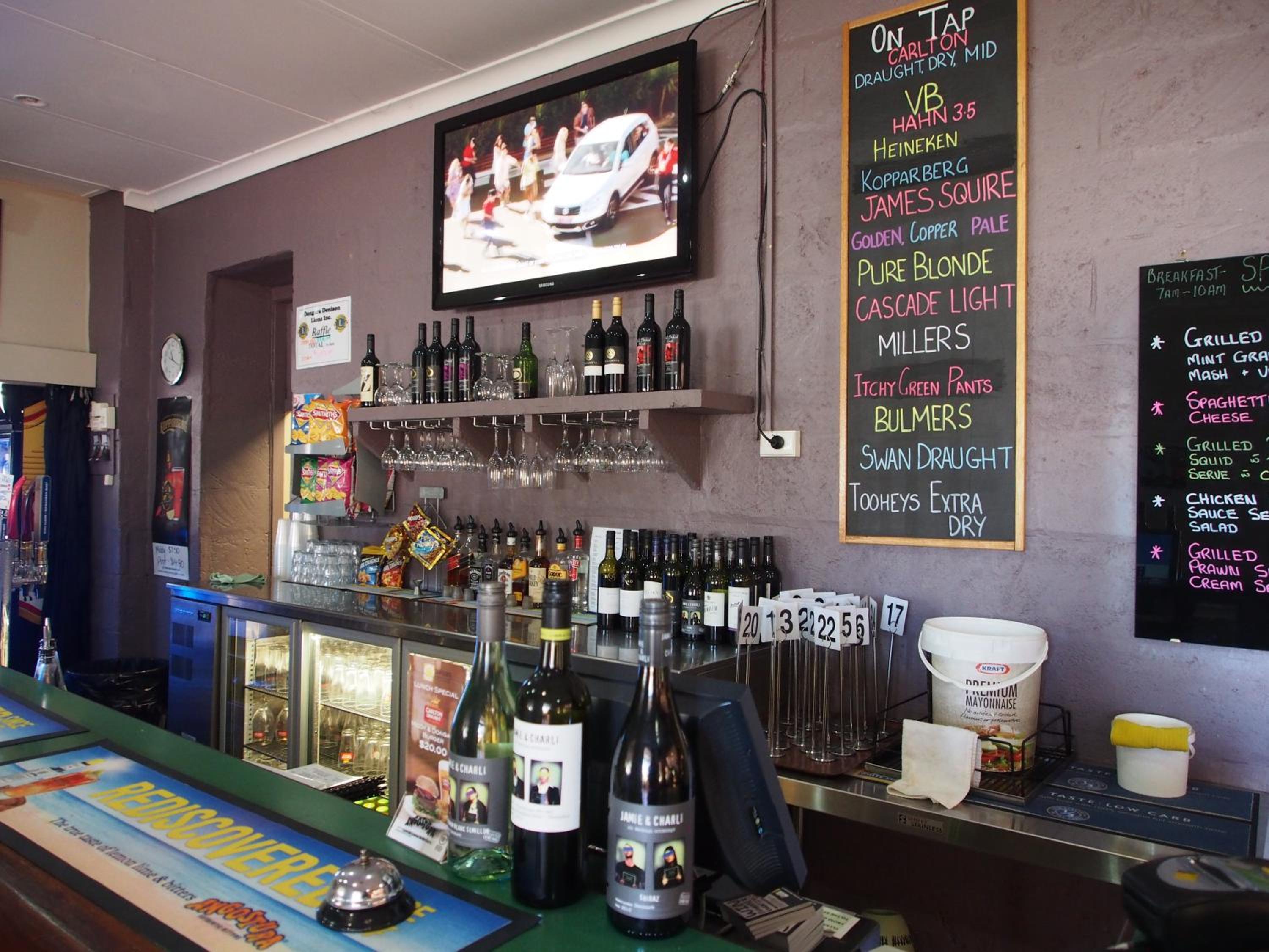 Dongara Hotel Motel