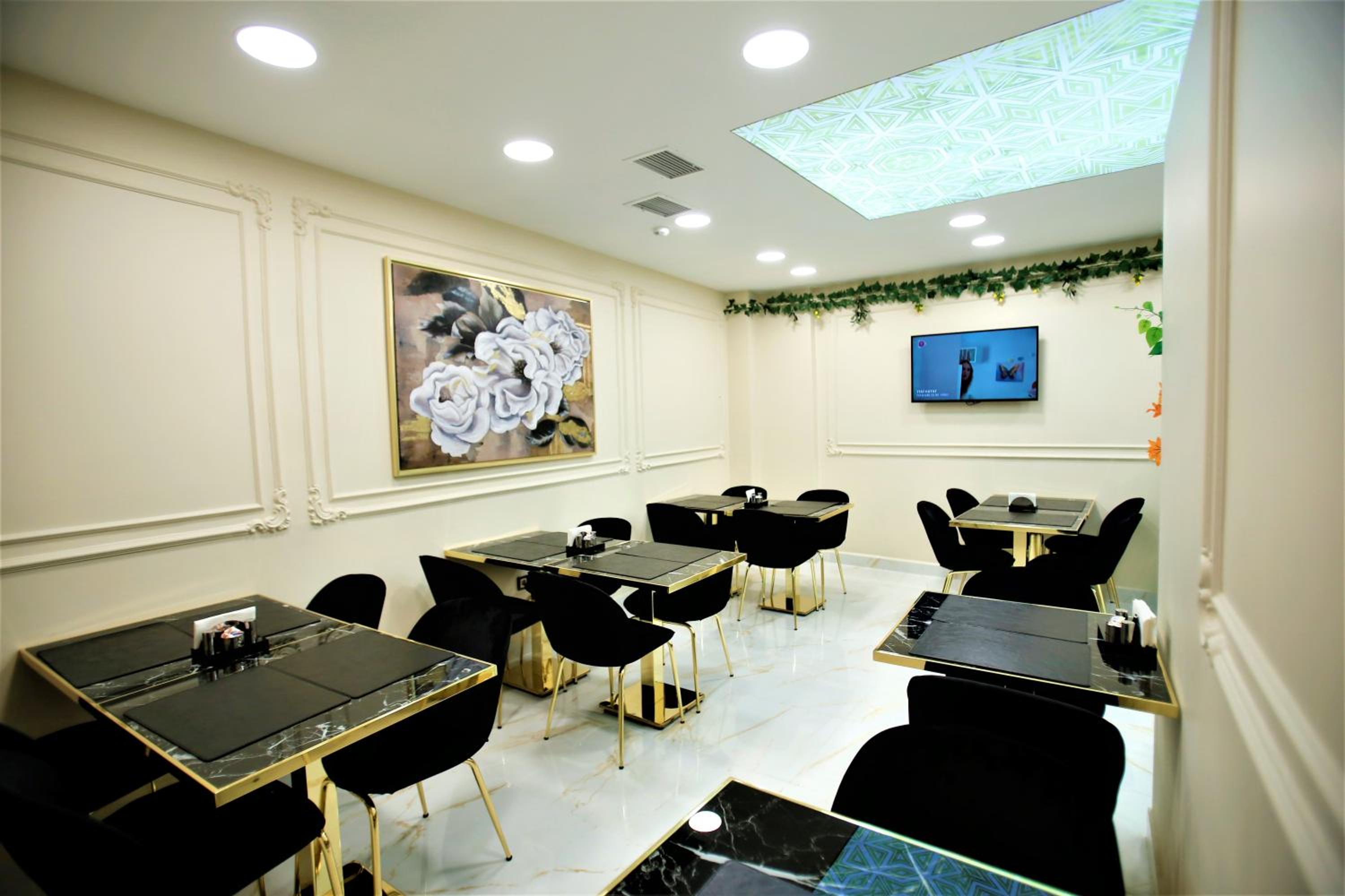 OMMA OTEL - Image 18