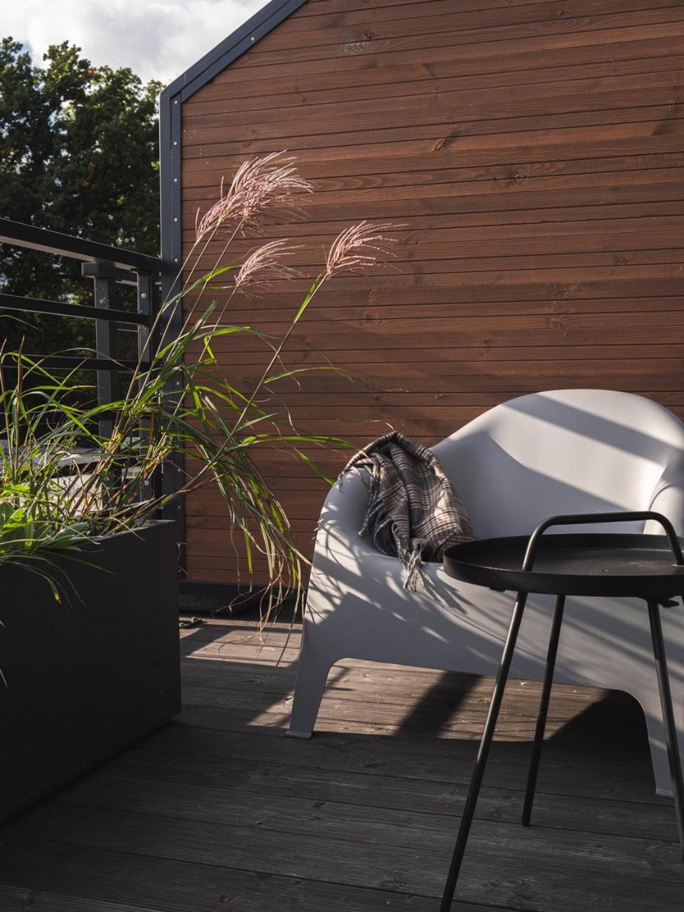 outdoor BBQ area