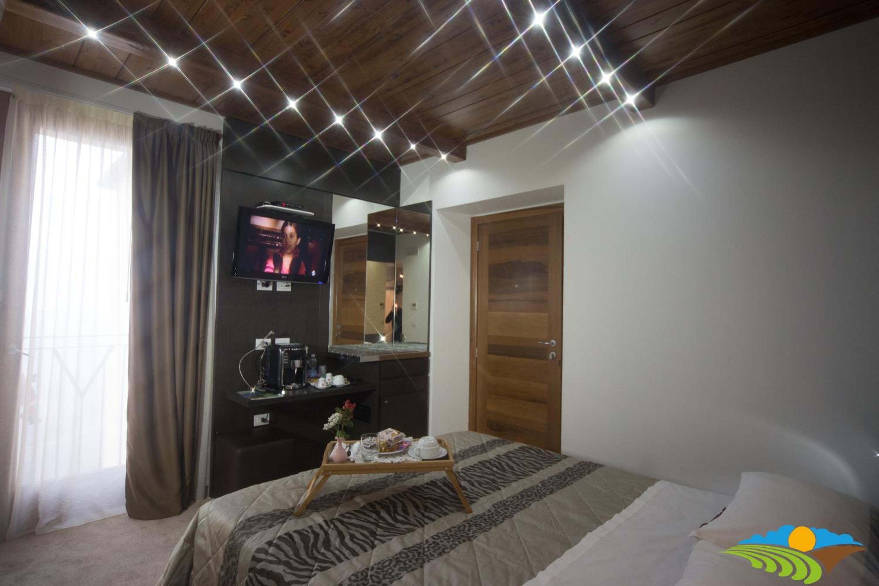 Albergo Diffuso Spa - Il Poggetto tra Urbino & San Marino view 4
