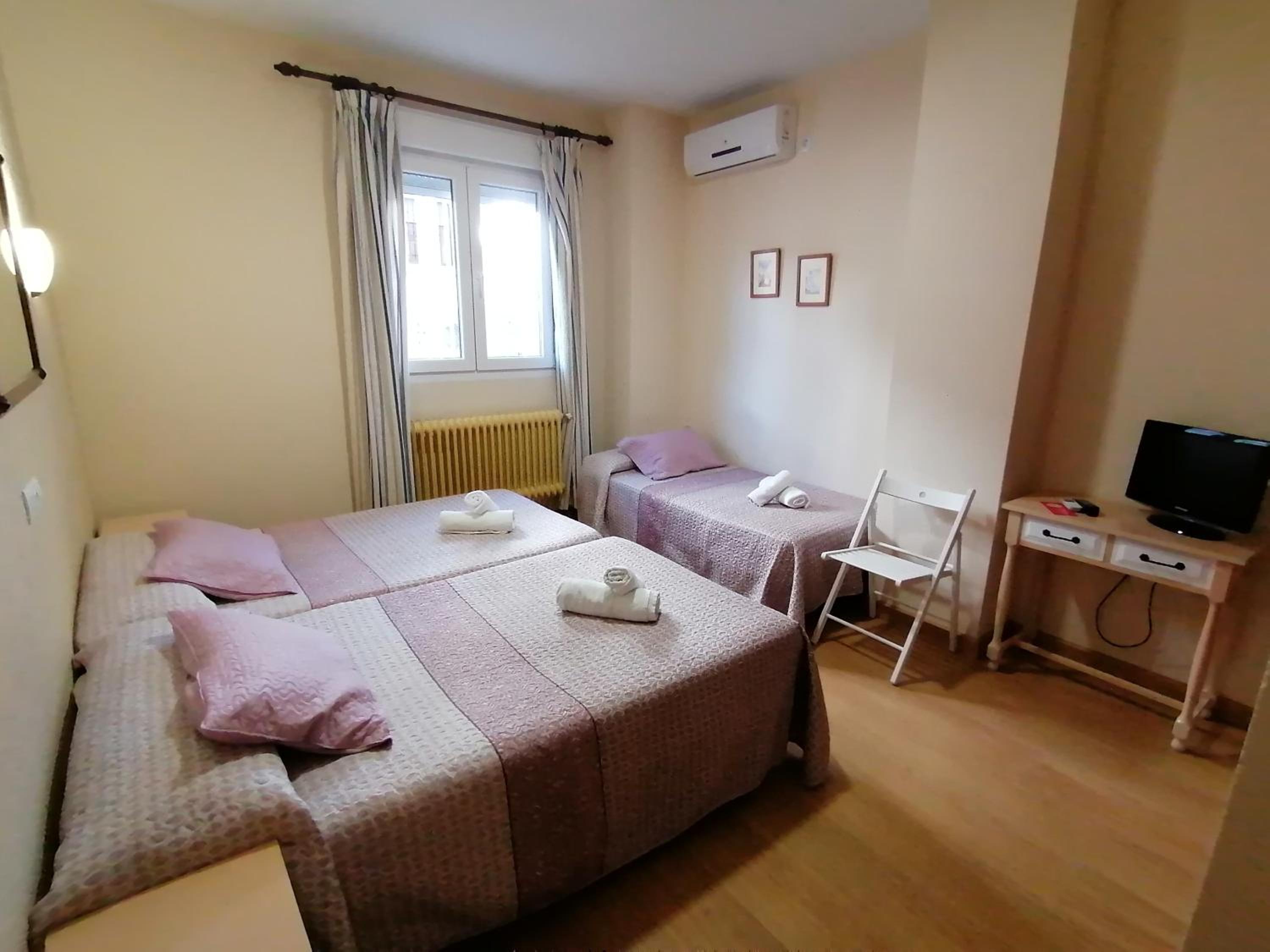 Hostal Hernan Cortes