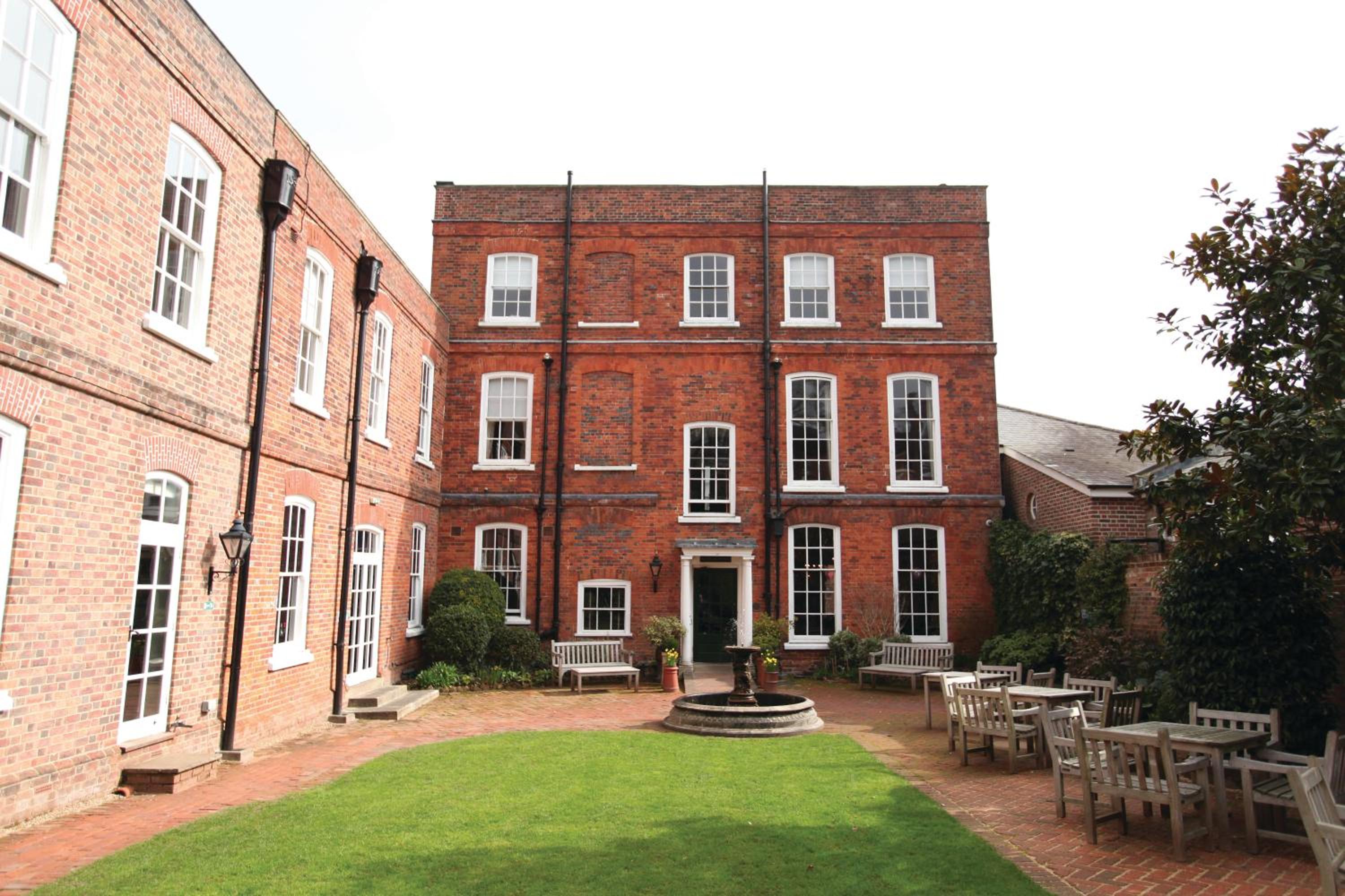 Winchester Vacations - Hotel du Vin Winchester - Property Image 7
