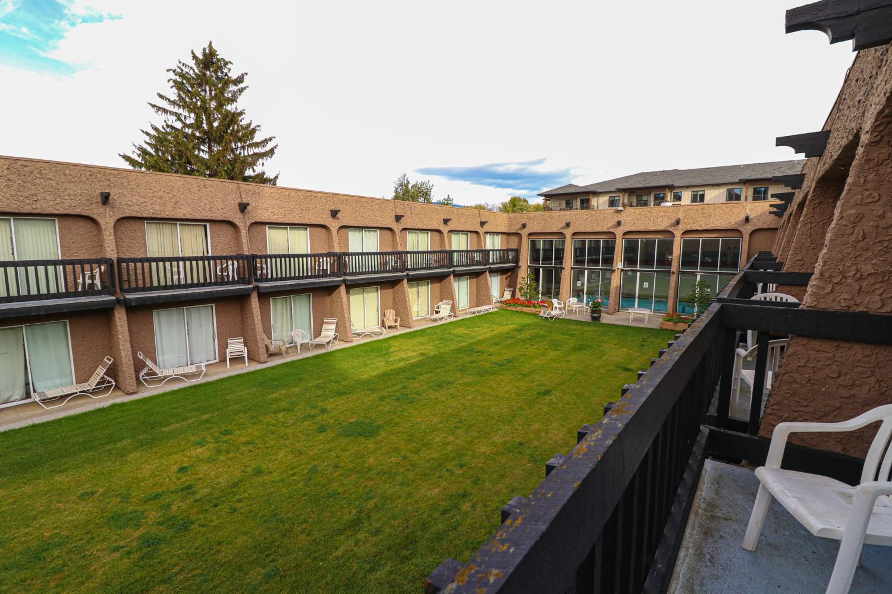 Vernon Vacations - Divya Sutra Plaza and Conference Centre, Vernon, BC - Property Image 70