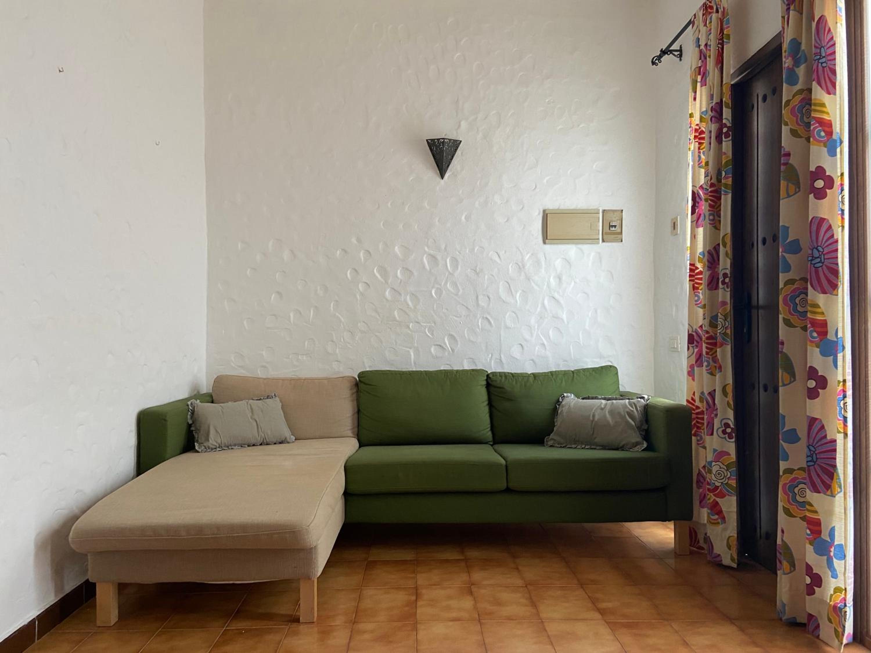 La casita de Alejandra -TERRAZA Y ACCESO PRIVADOS-