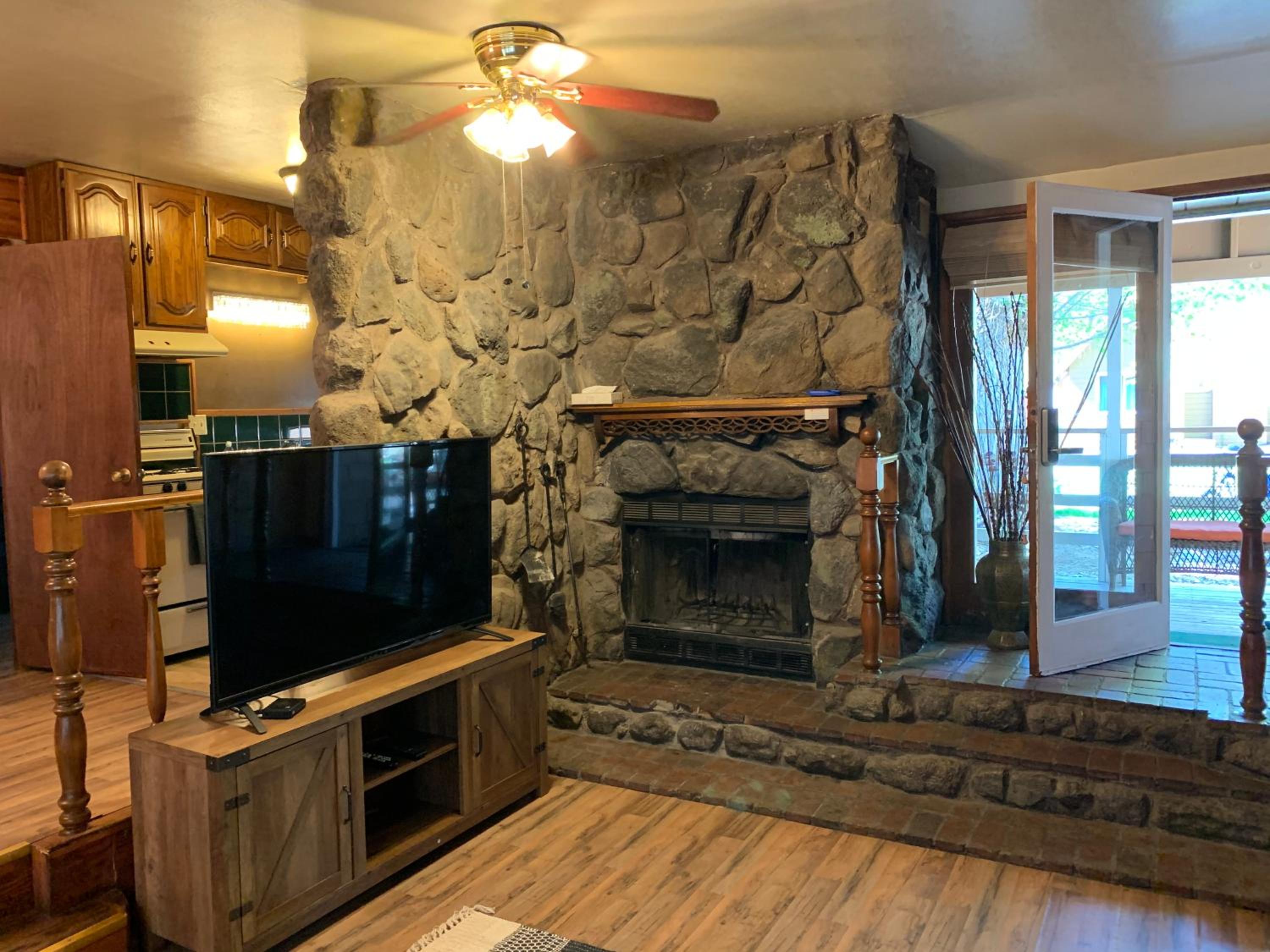 Grey Squirrel Resort