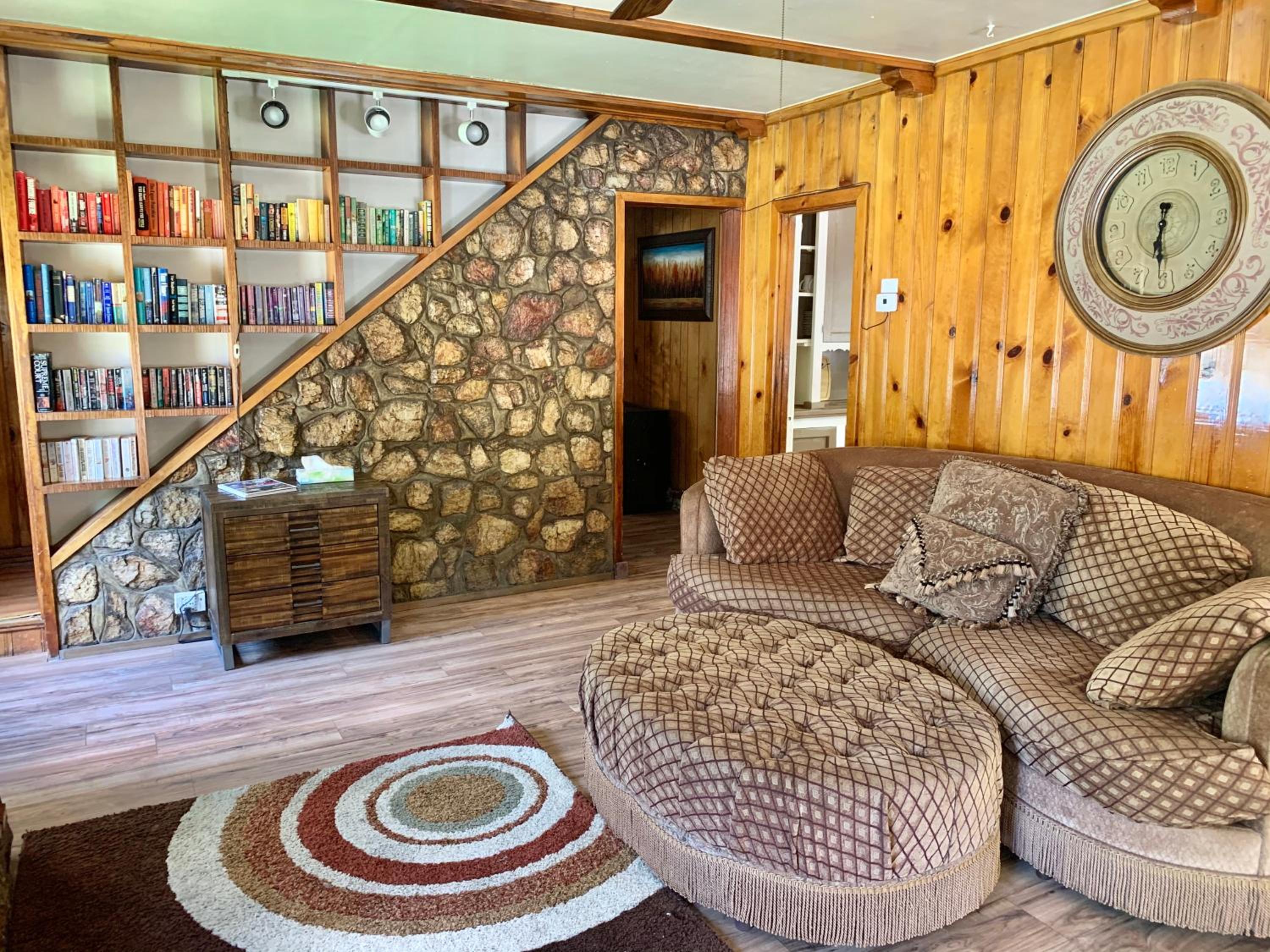 Grey Squirrel Resort