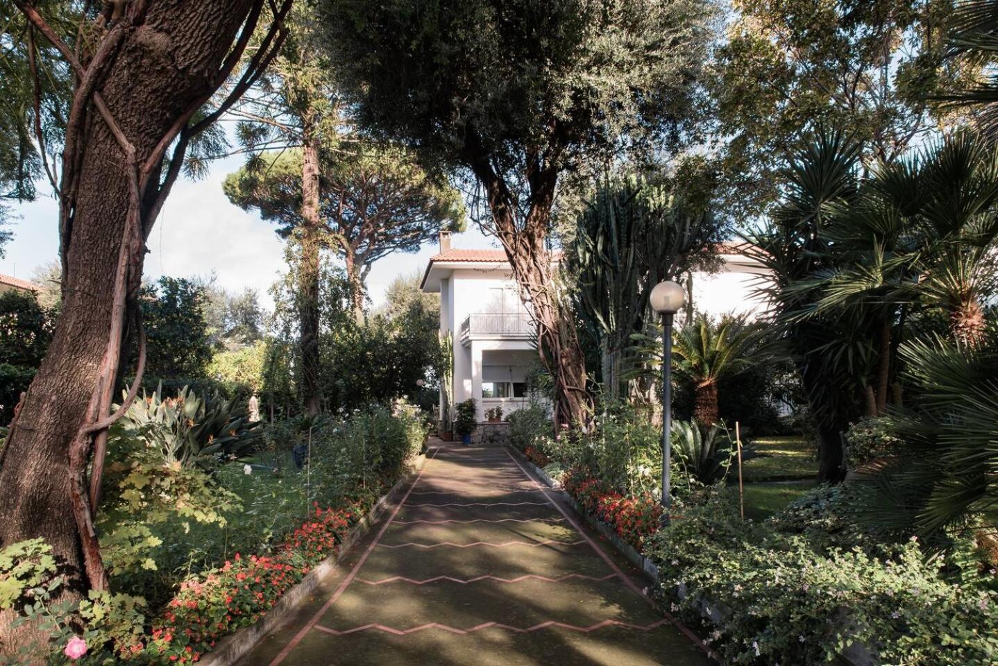 Villa Donna Elisa Sorrento view 3