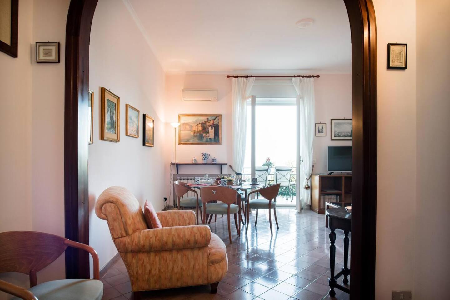 Villa Donna Elisa Sorrento view 5