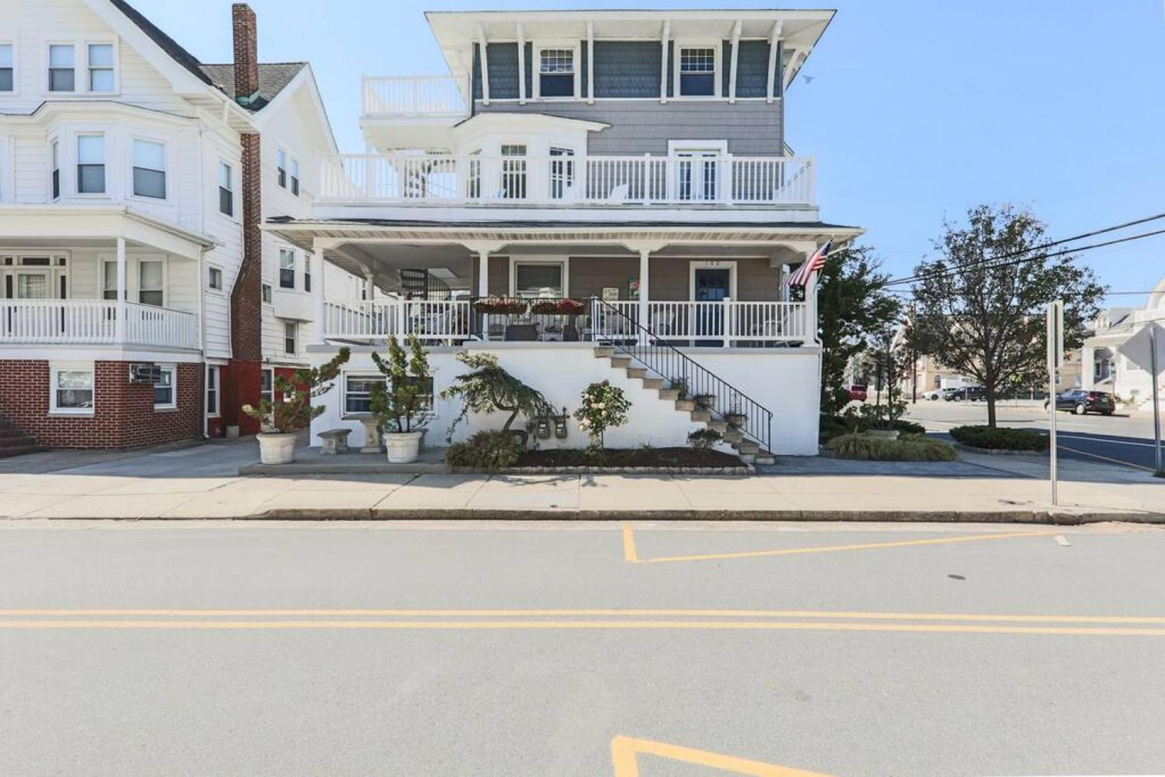 Large Patio with Ocean Views Beach Block Parking Unit 3 view 3