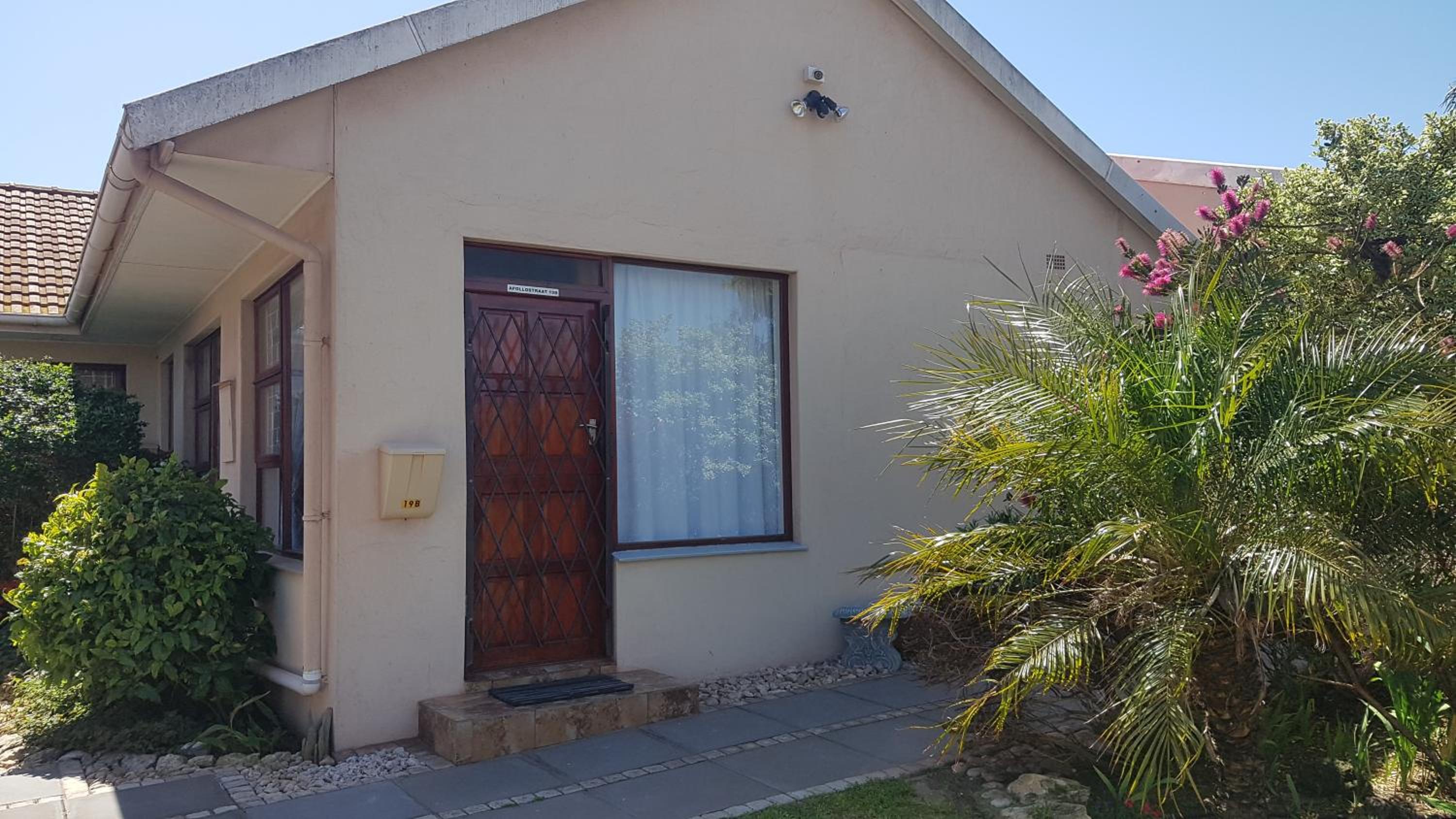 Apollo Self Catering view 3
