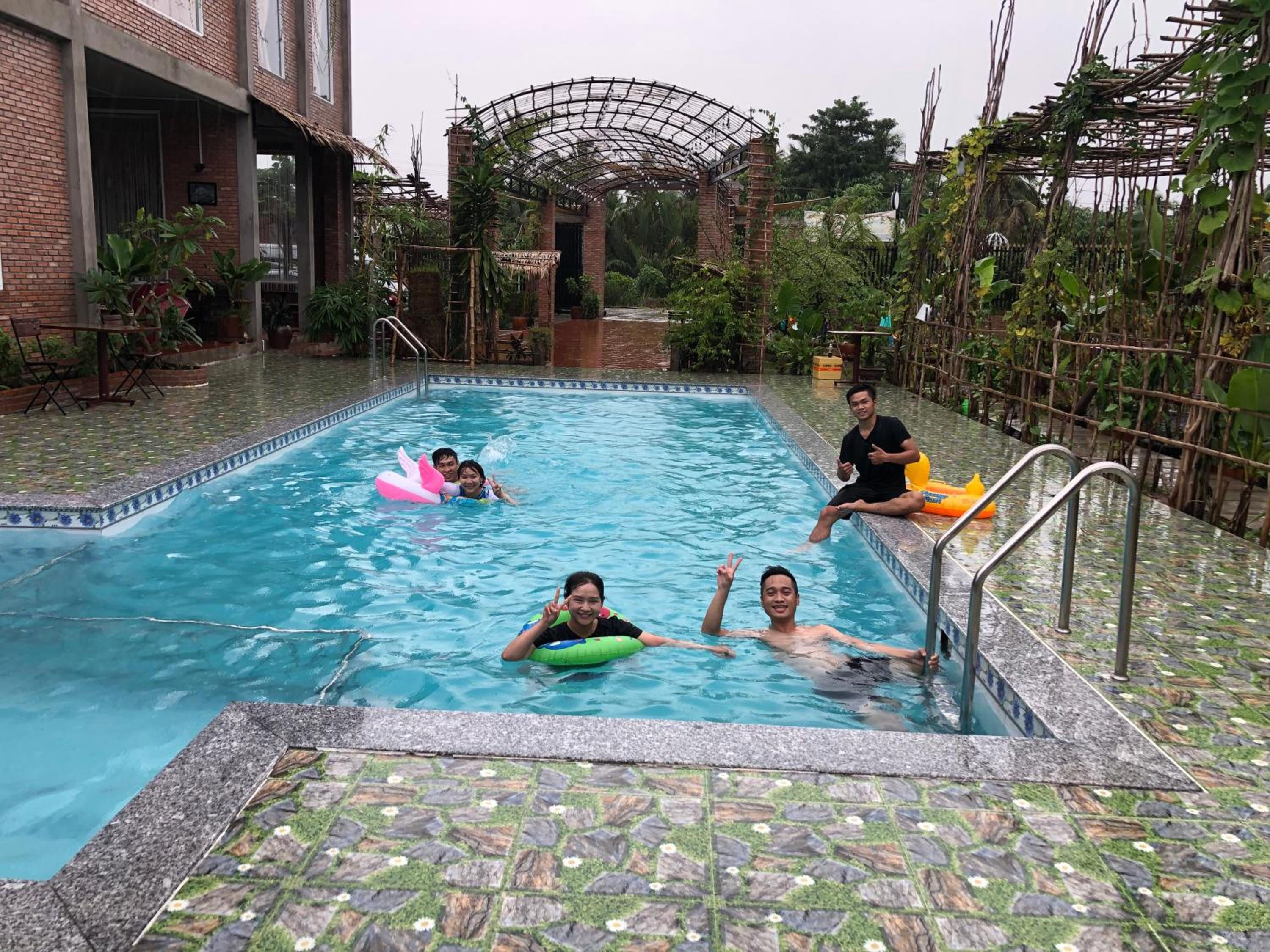 Bầu Bí Mini Farmstay Mekong - Tiền Giang view 3