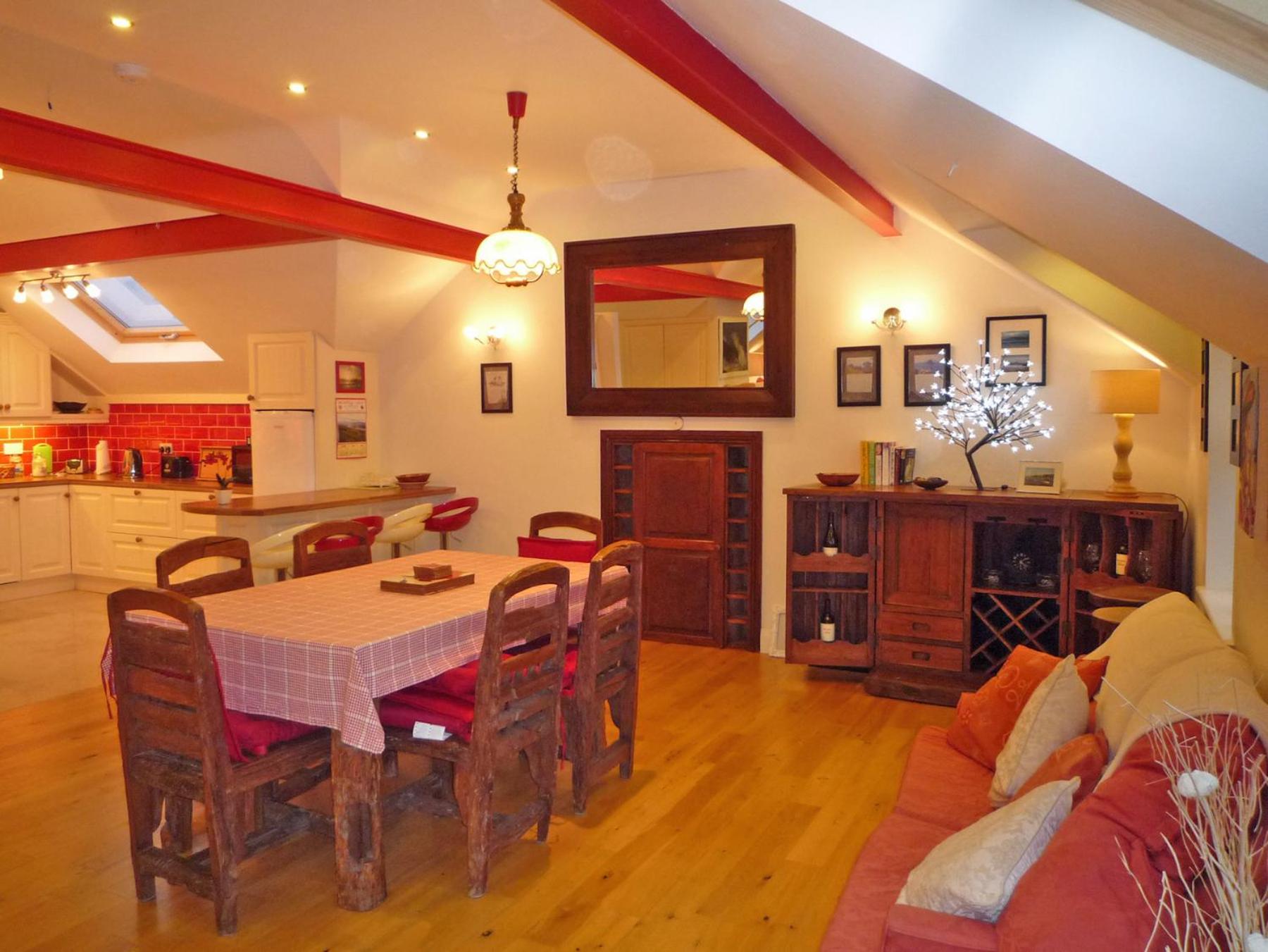 Fourteens Holiday Home Ballinskelligs view 4
