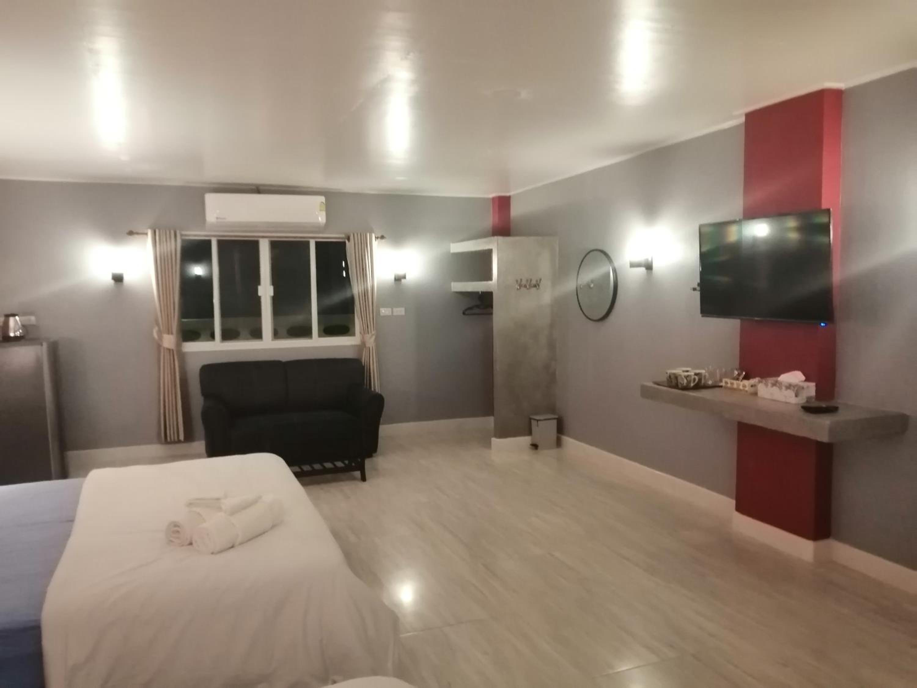 Bed & Breakfast To-Co