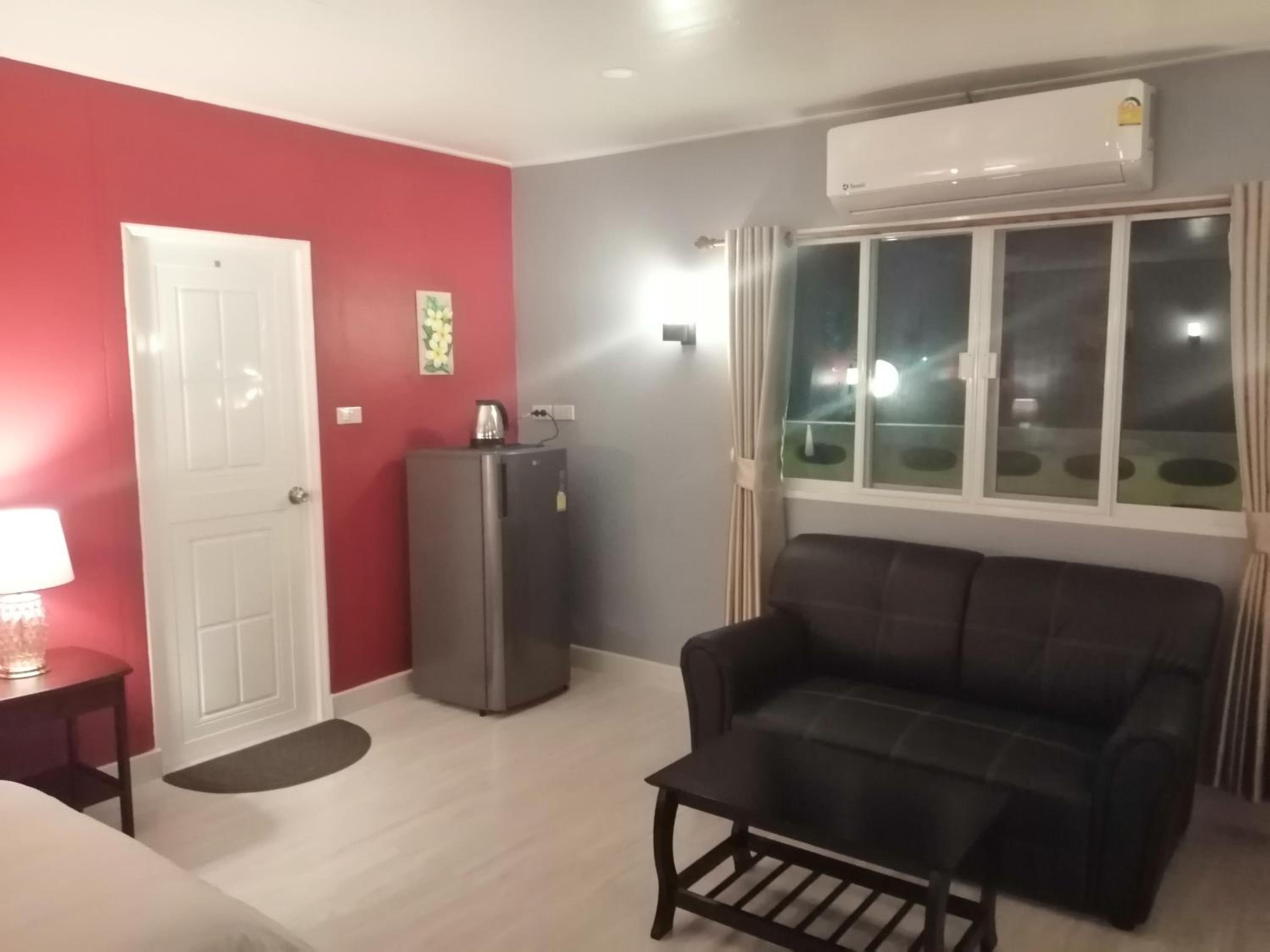 Bed & Breakfast To-Co