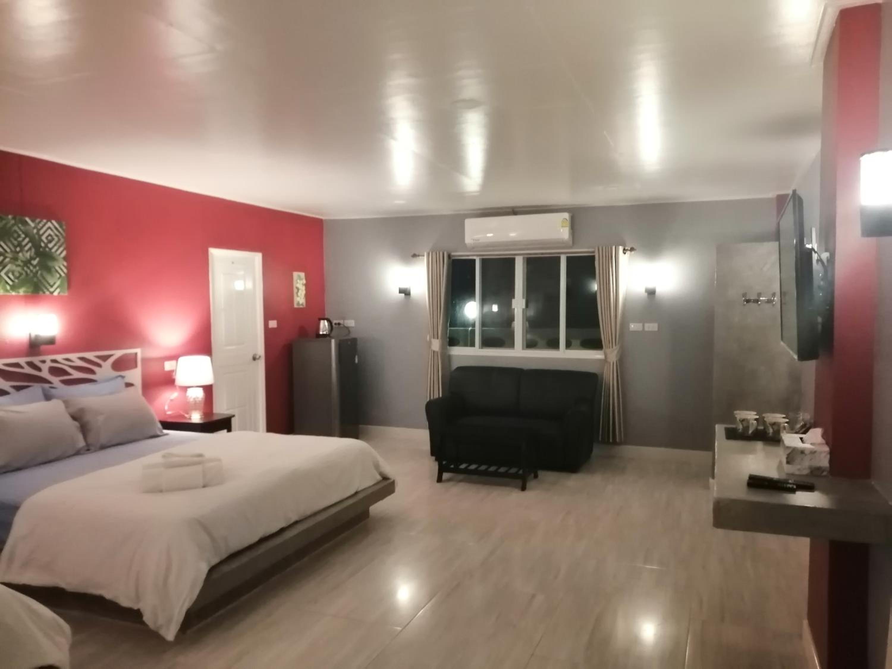 Bed & Breakfast To-Co