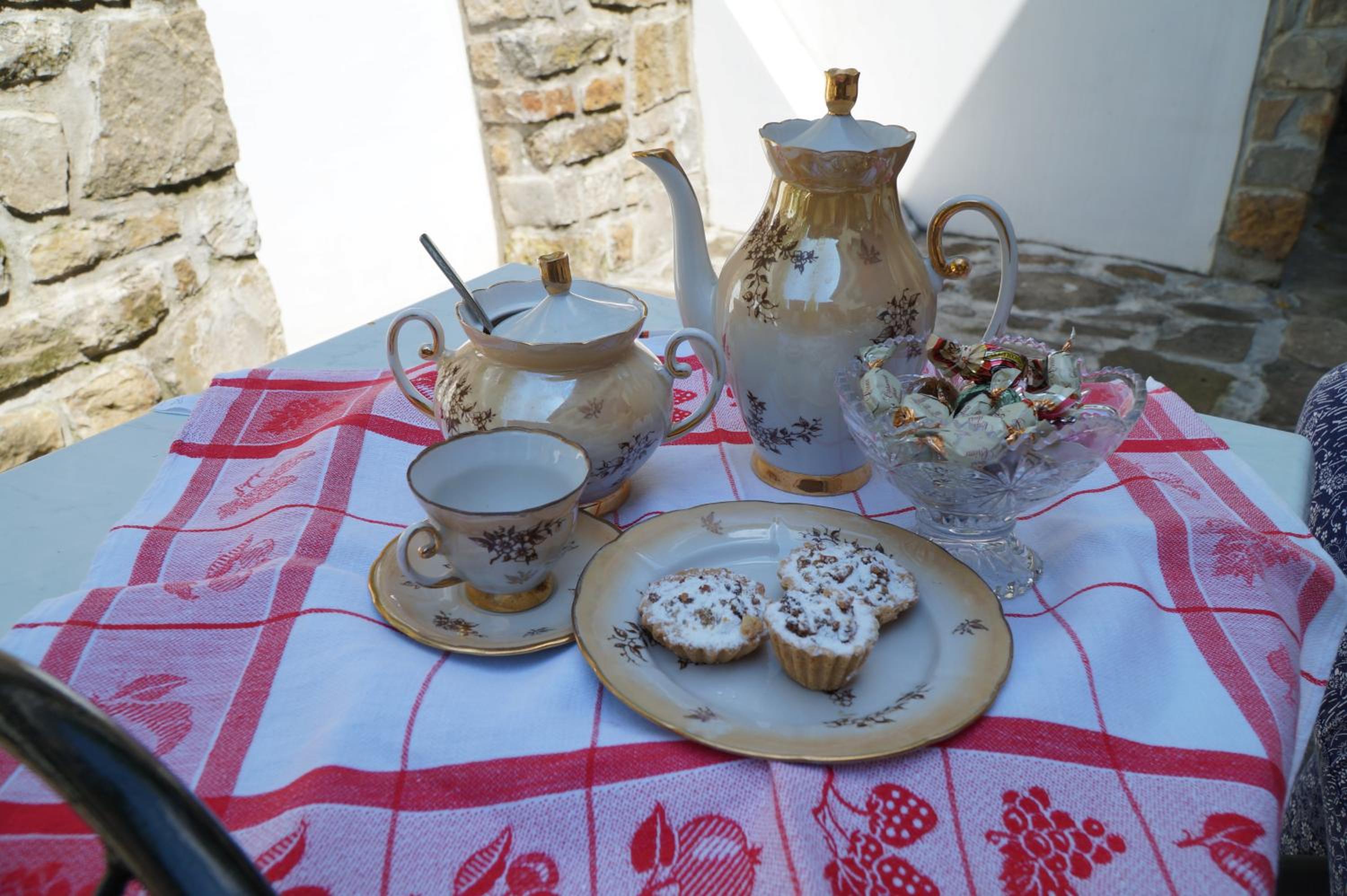 Home with the veranda (B&B) free parking