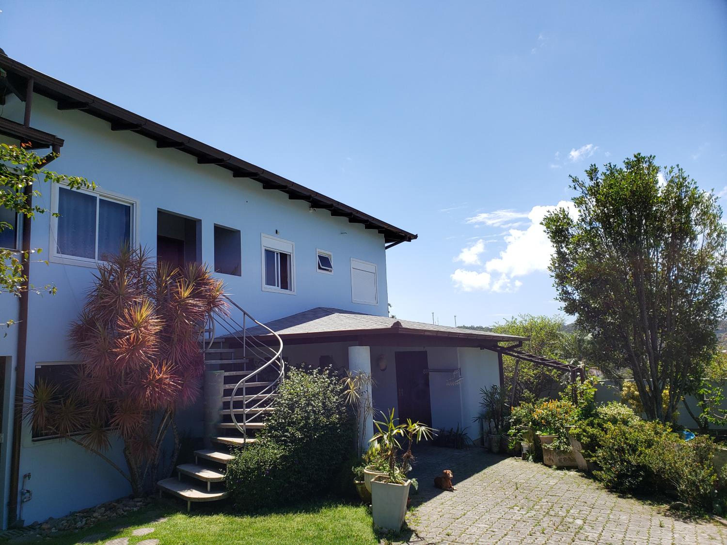 Casa de temporada com piscina