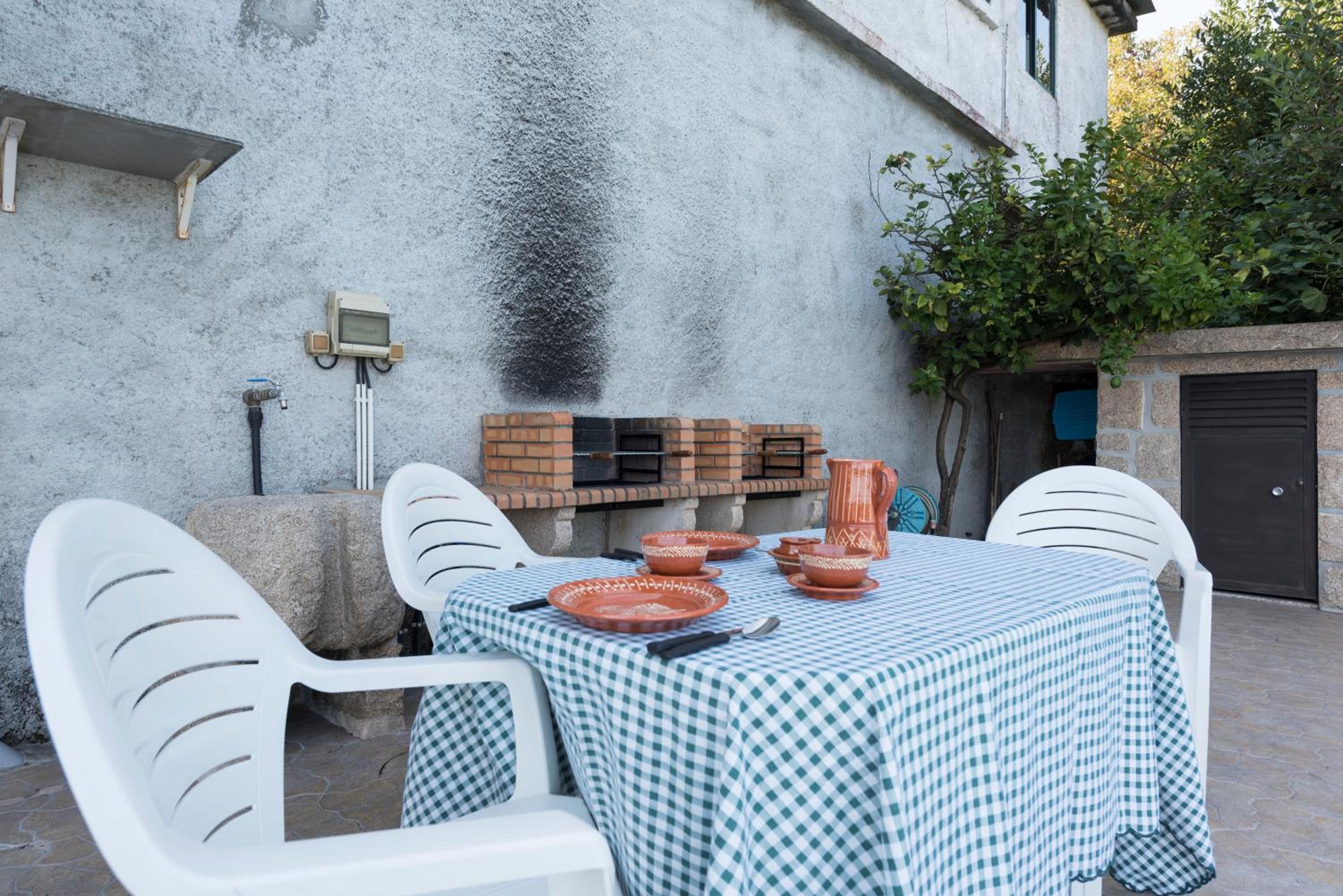 LovelyStay - Casa Guimas view 2