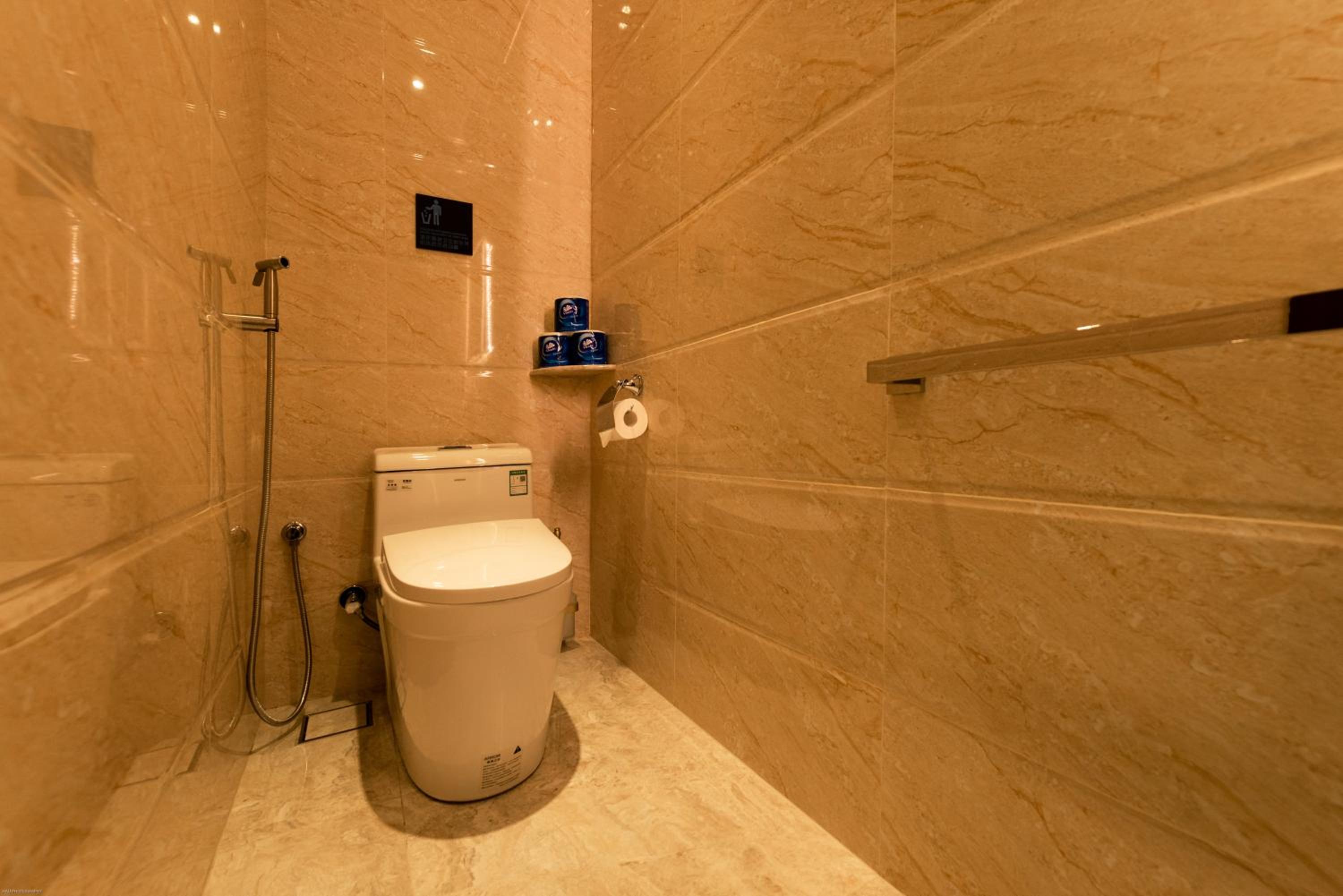 AJ Residence - A Member of The Luxury Stay Group photo 2