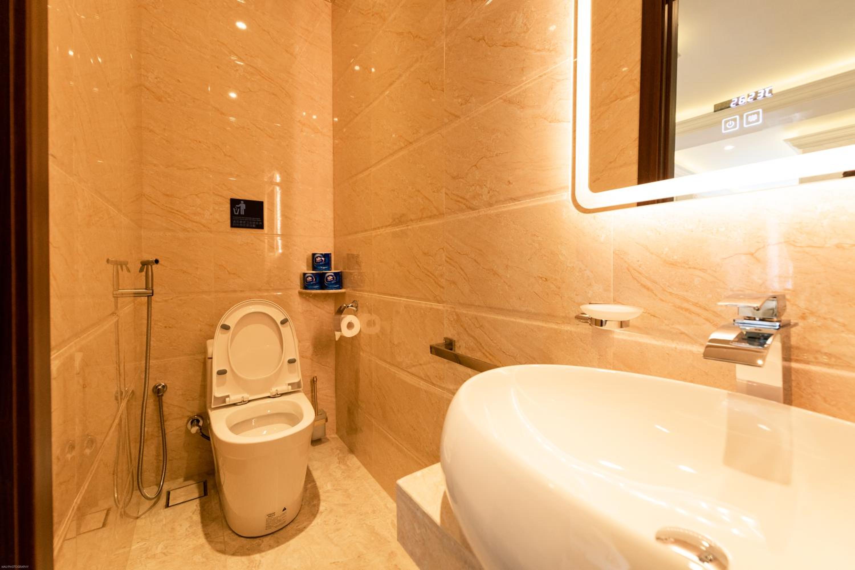 AJ Residence - A Member of The Luxury Stay Group photo 4