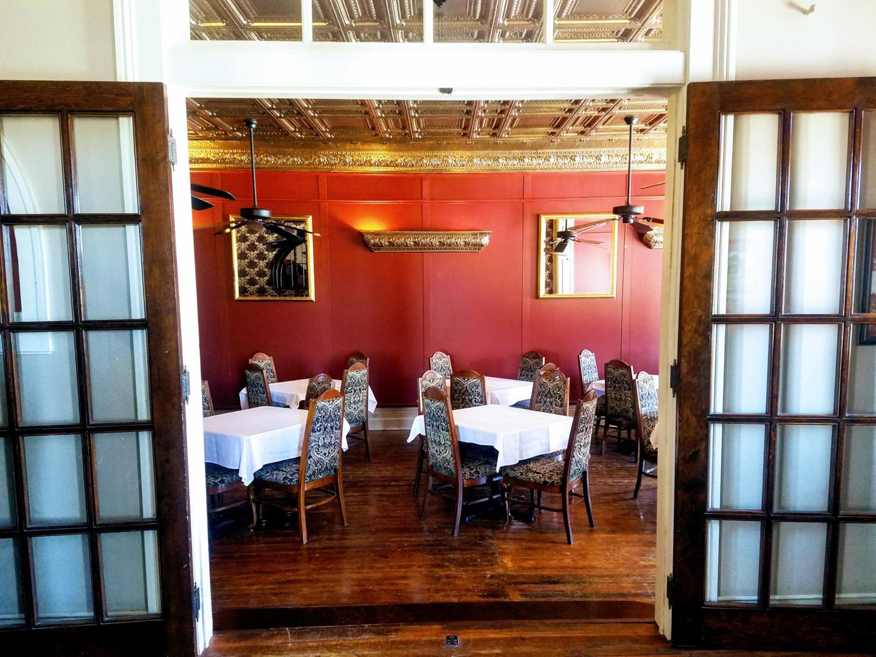 Iron Horse Hotel
