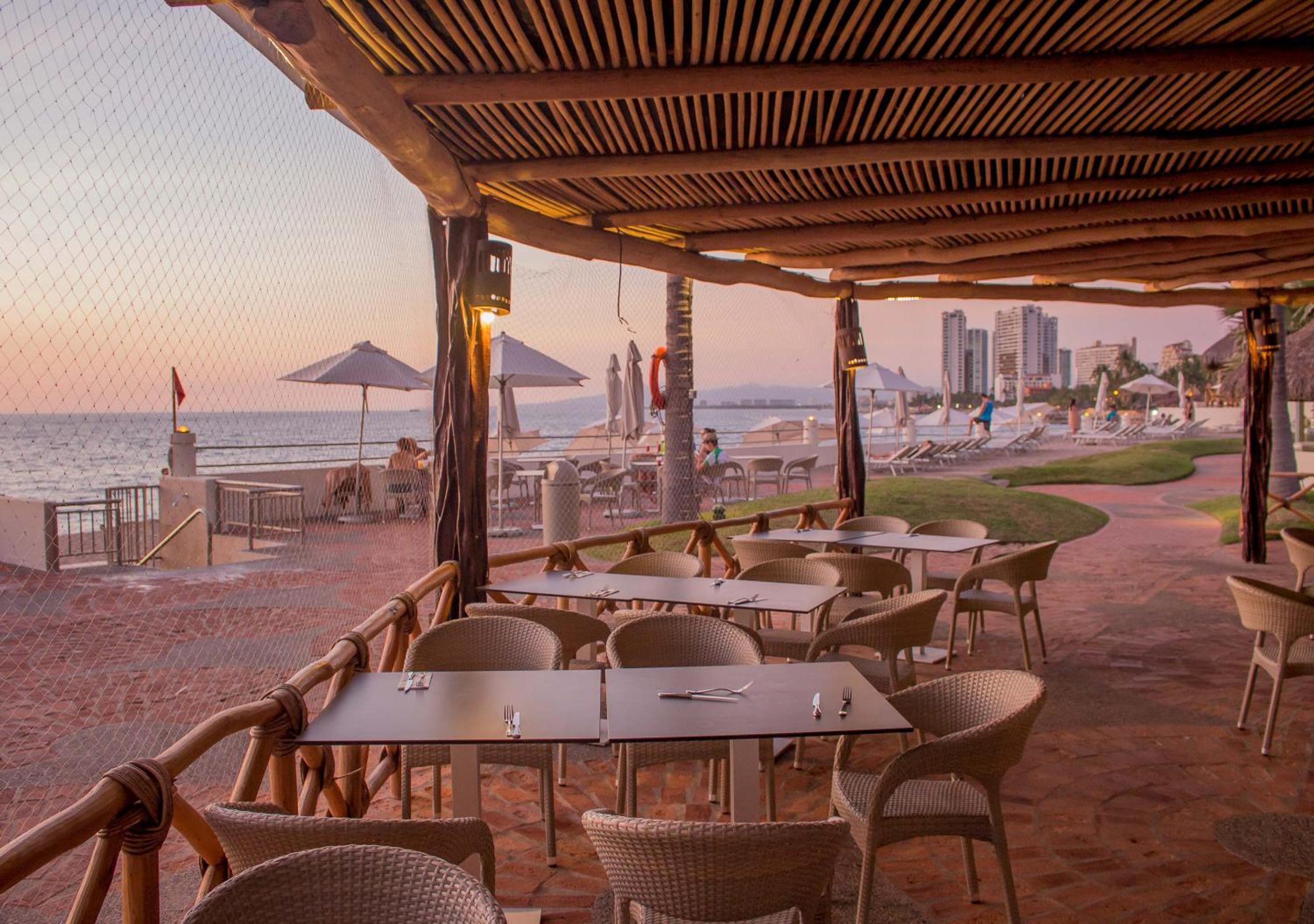 Puerto Vallarta Vacations - Plaza Pelicanos Grand Beach Resort All Inclusive - Property Image 19