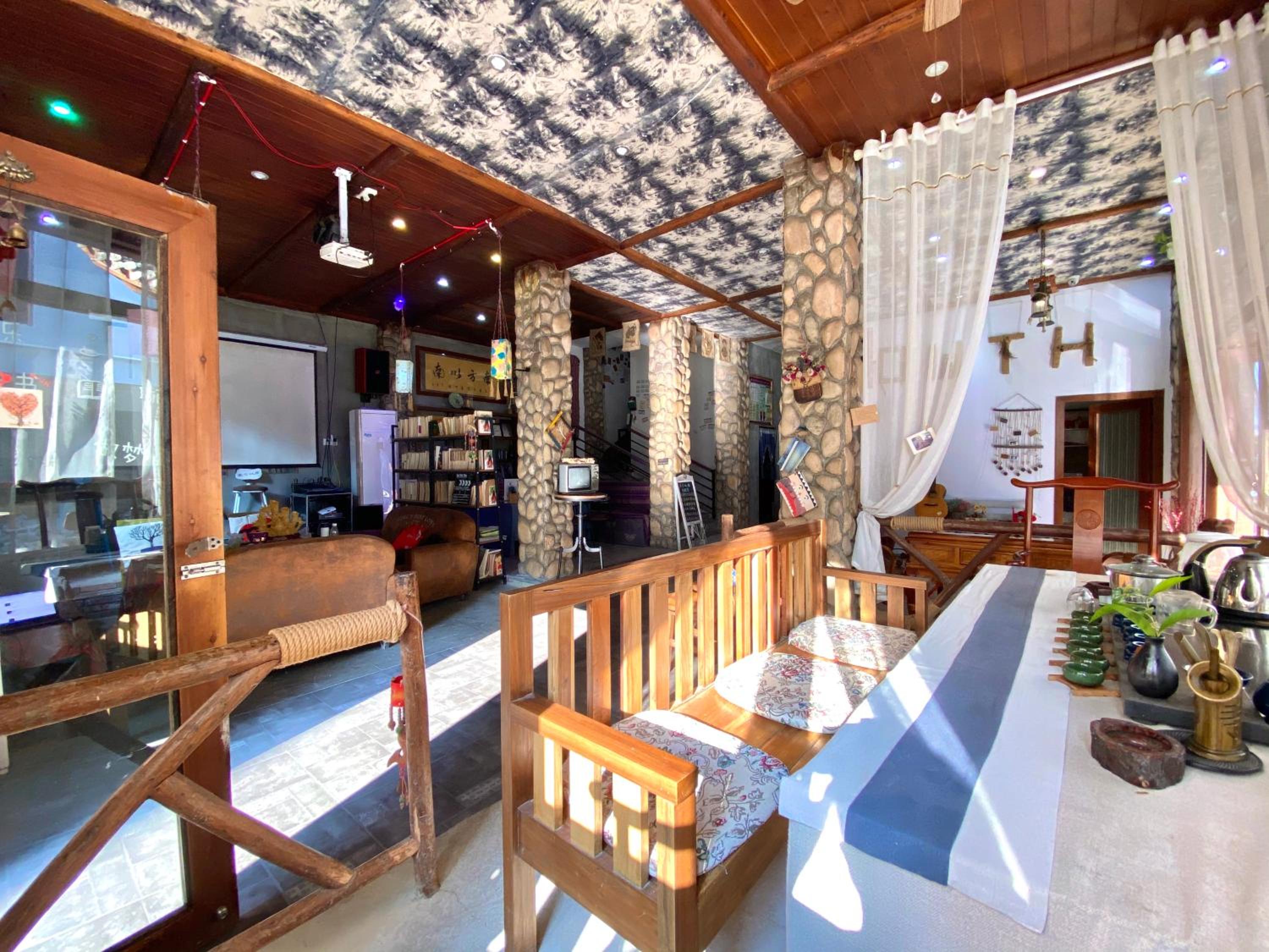 Zhangjiajie Highlights Guesthouse