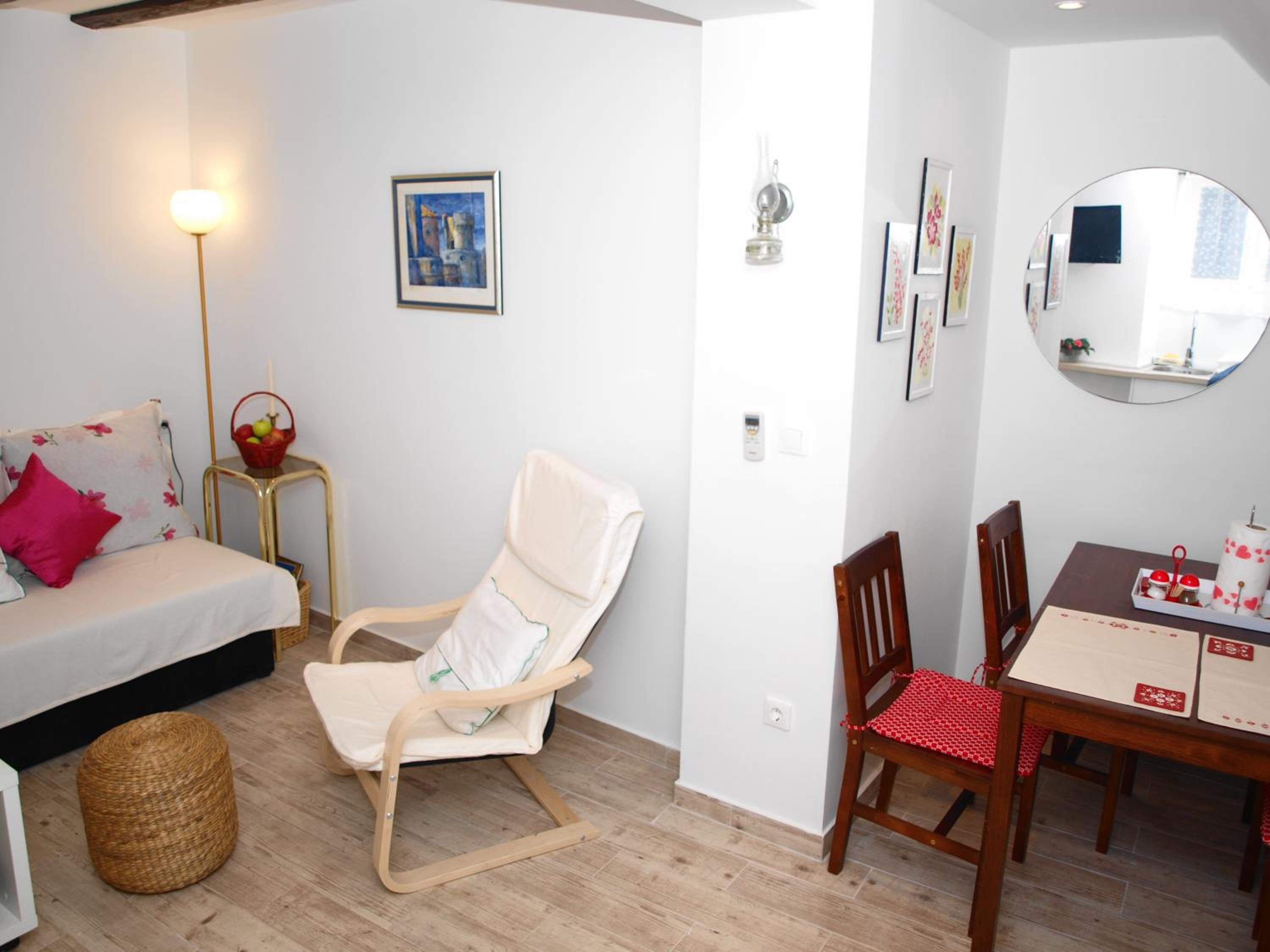 Apartment Bonbon