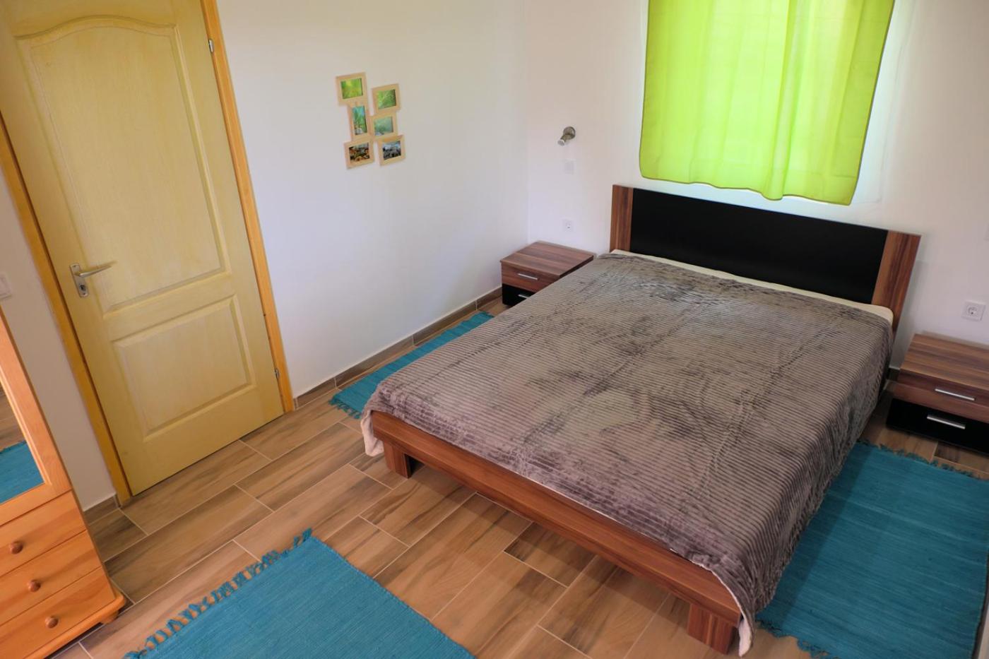 Photo 38