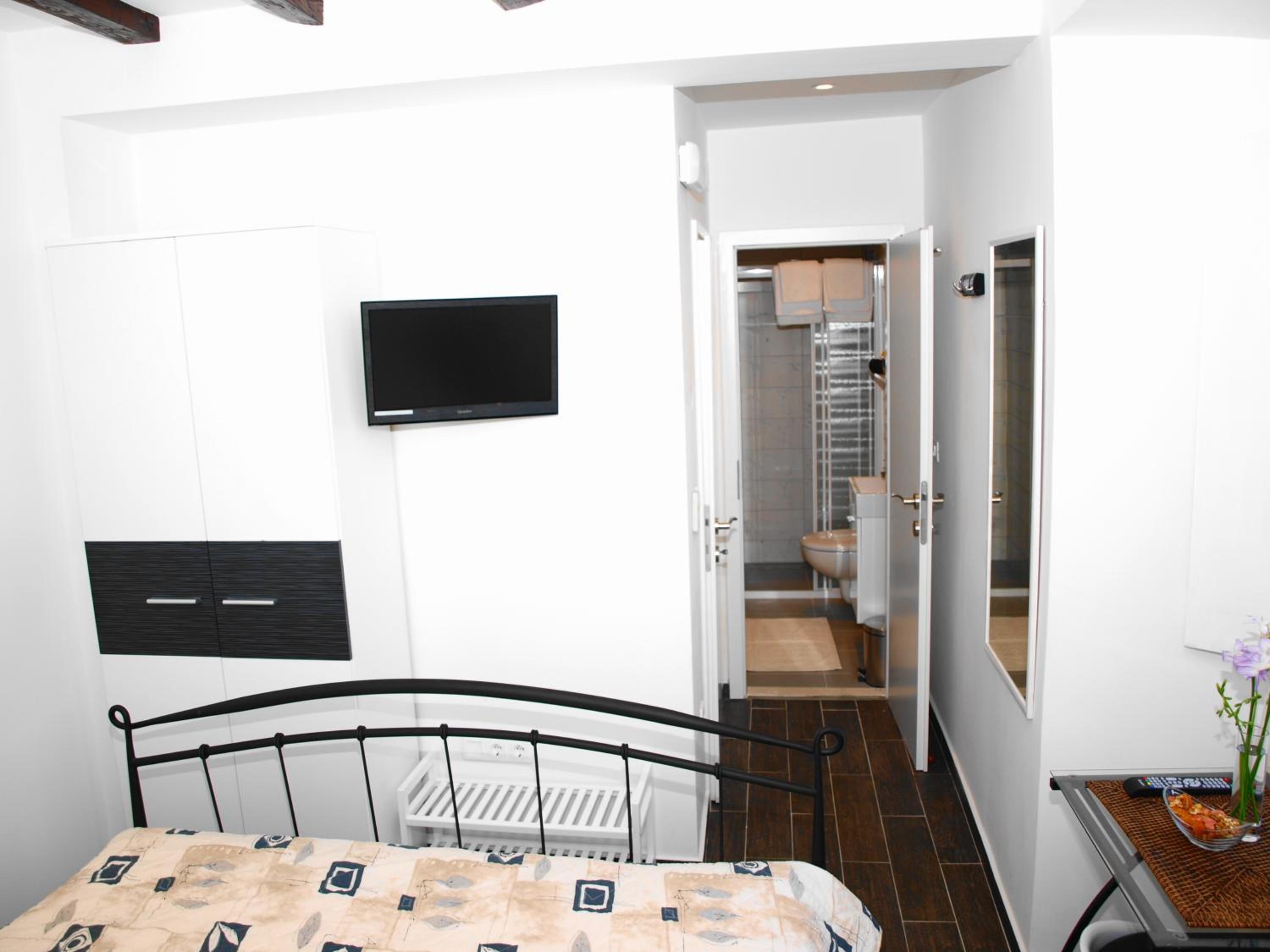 Apartment Bonbon