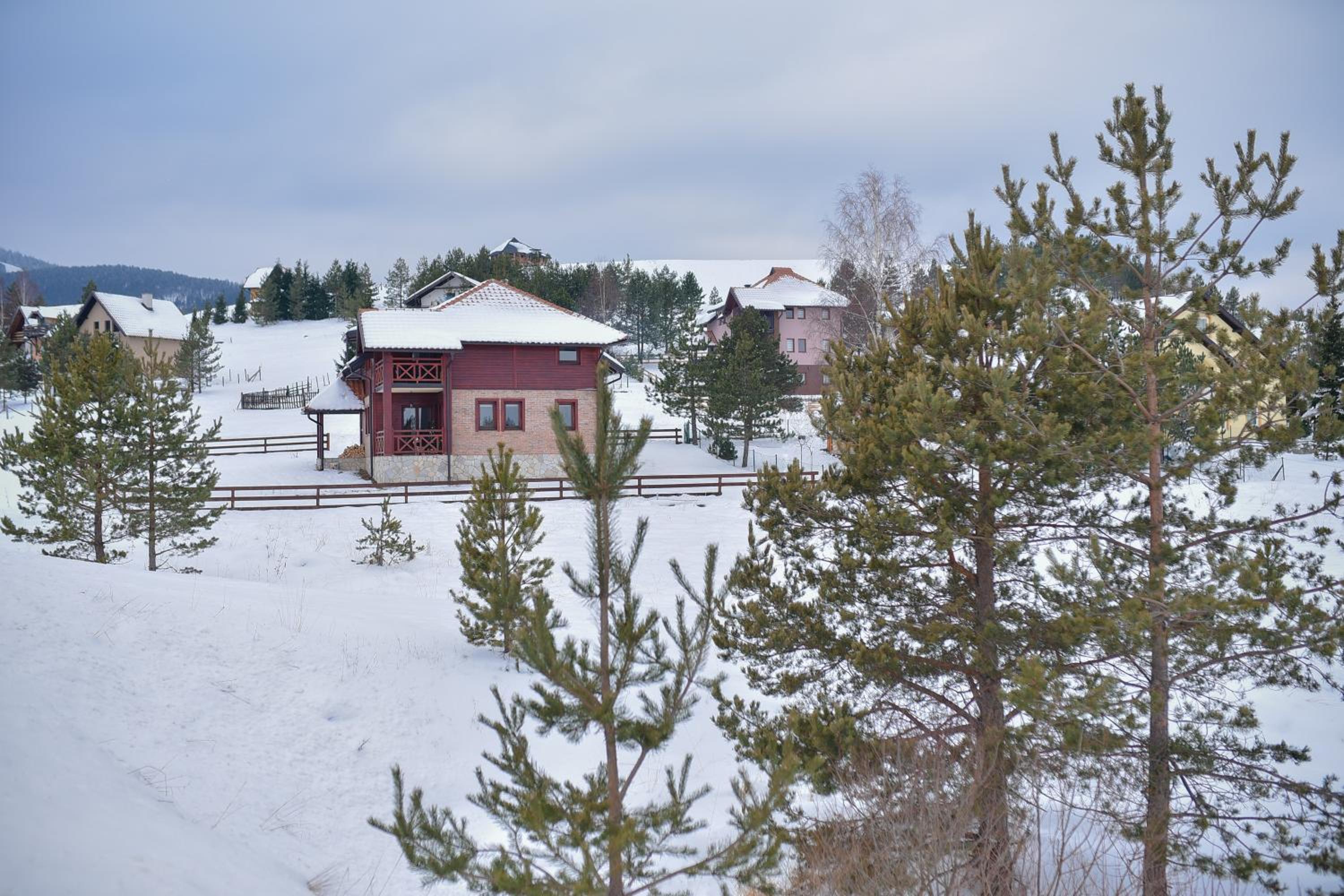 Ski House Tornik Zlatibor view 4