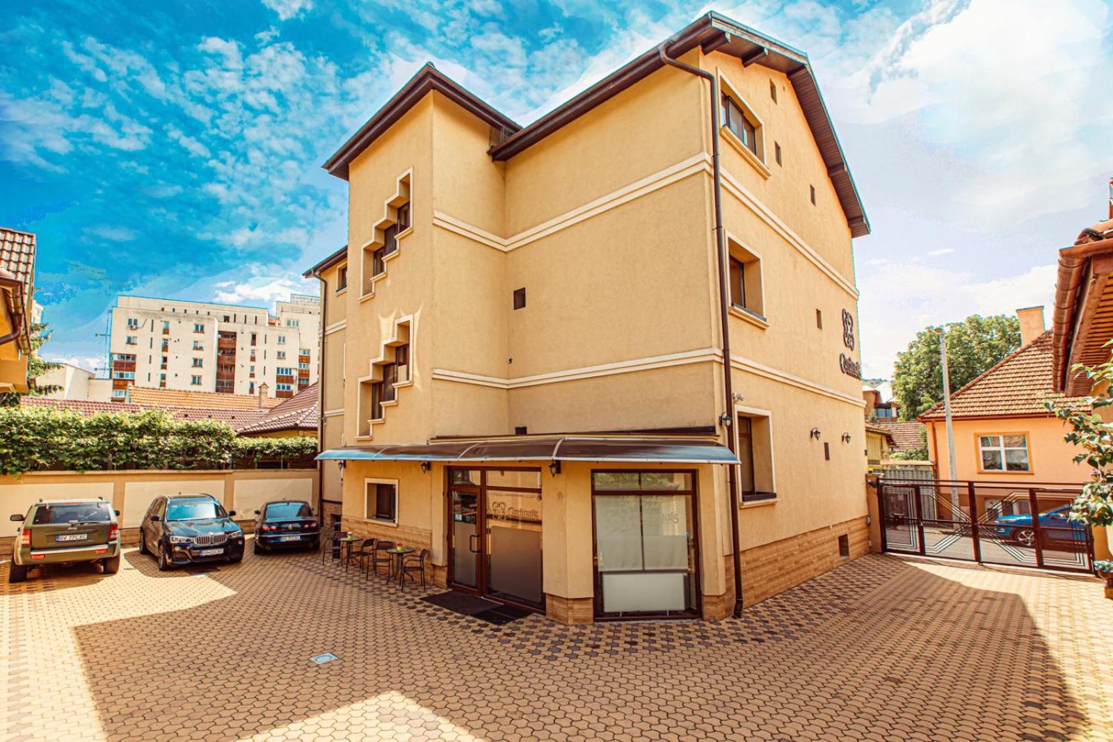 Hotel 4Cardinal's Hotel Boutique - Image 1