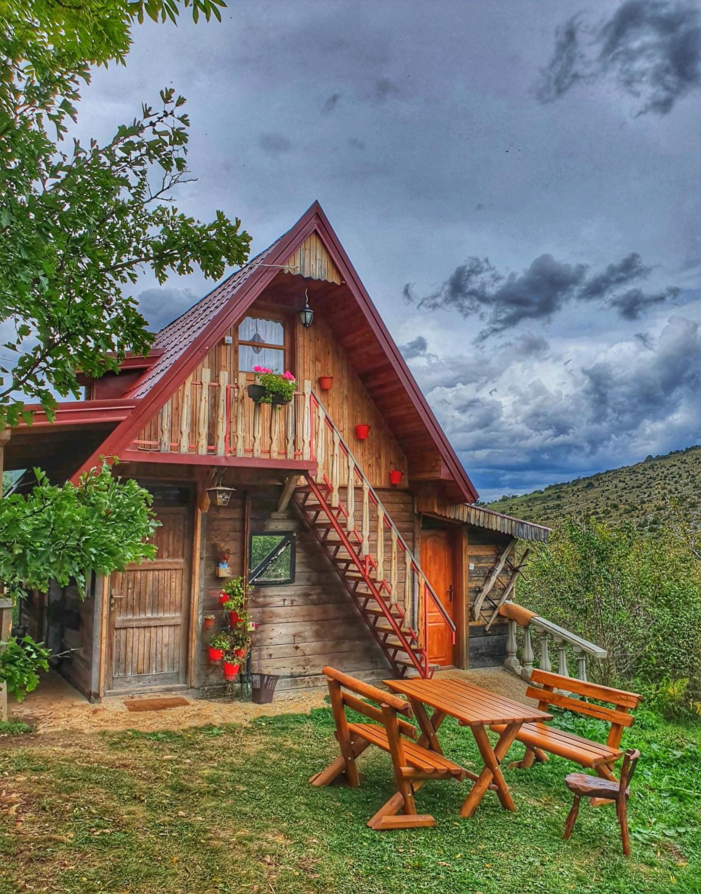 Log cabin Uvac (Vikendica Saponjic)