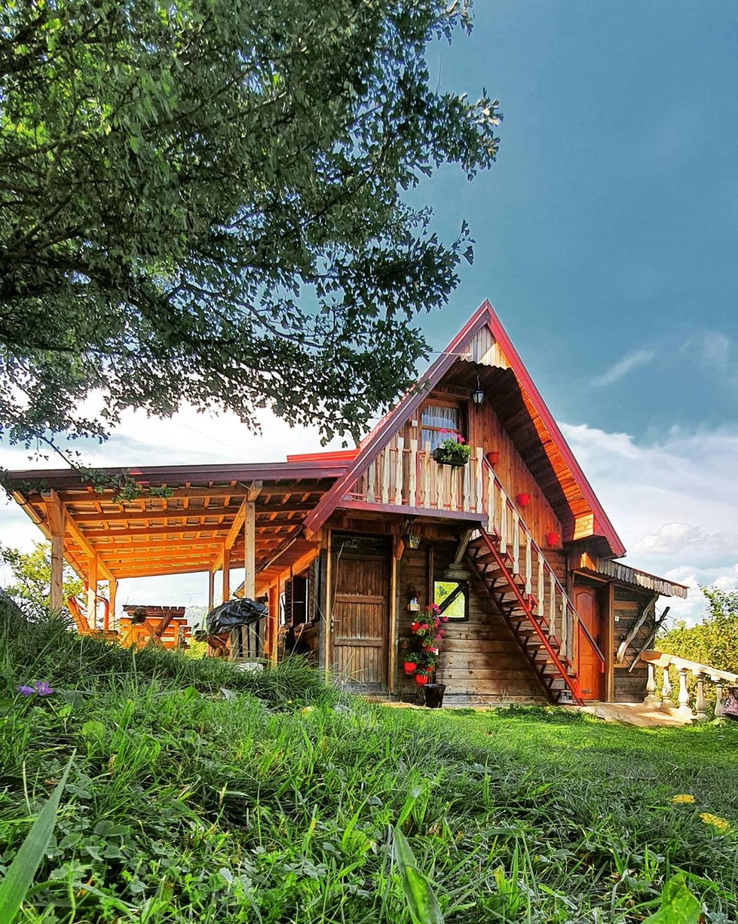 Log cabin Uvac (Vikendica Saponjic)