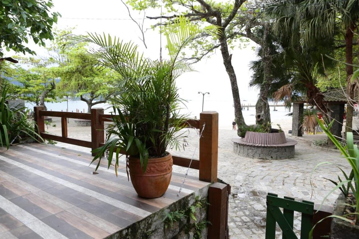 Villa do Portinho - Casas em frente à Praia