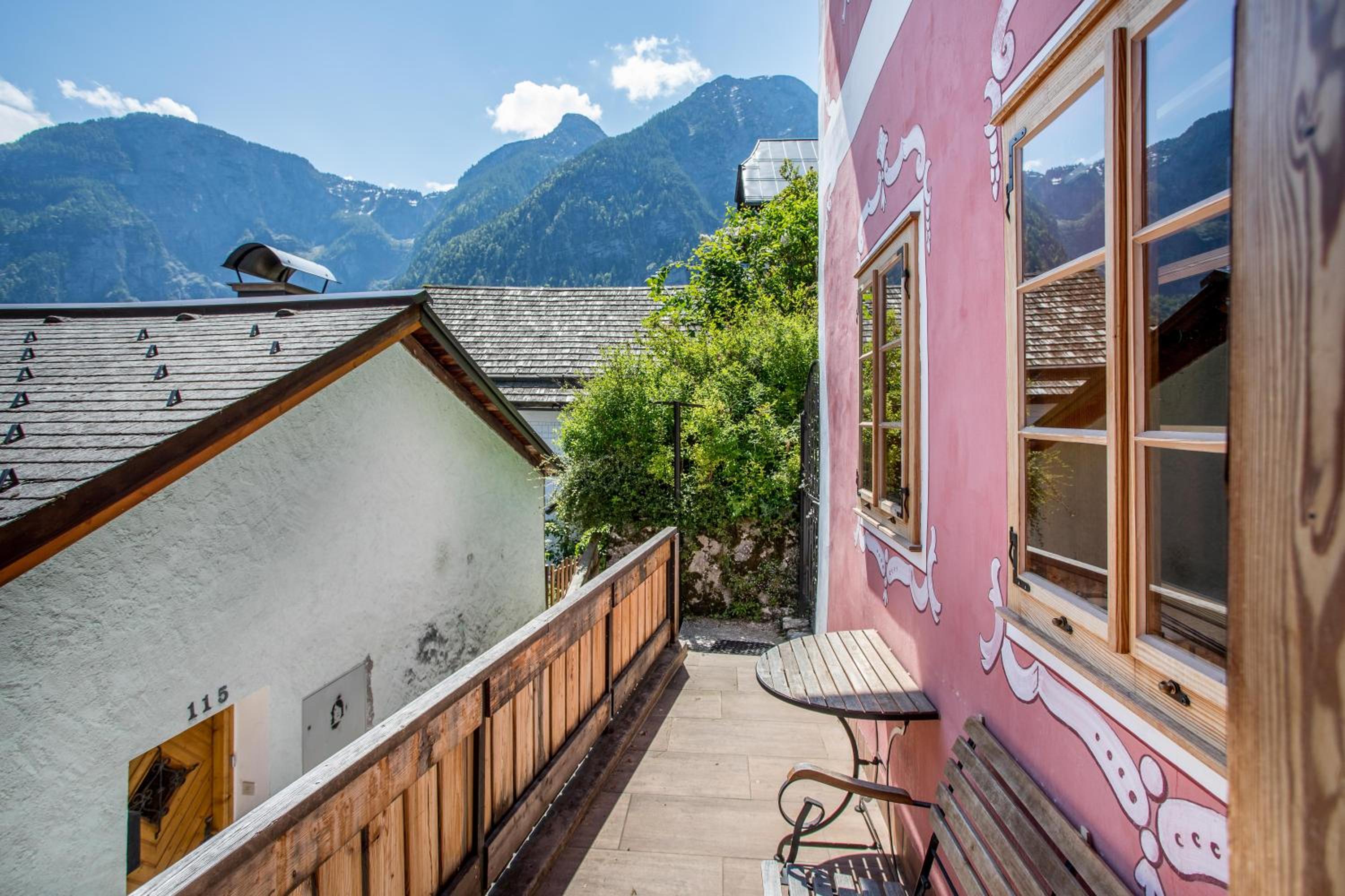 Historic Lakeview Apartments Hallstatt