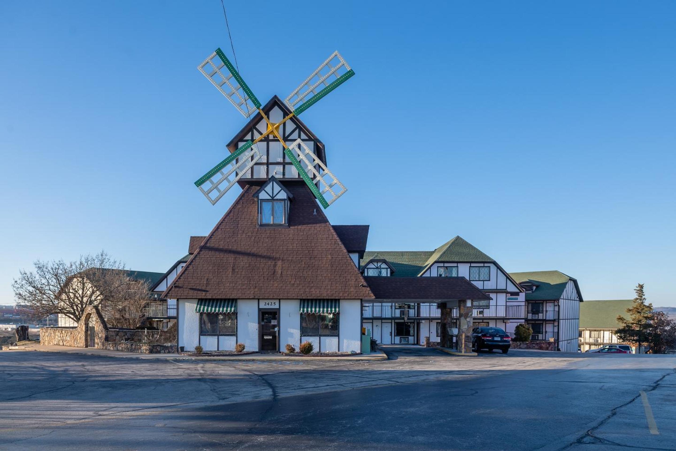 Hotel OYO Hotel Windmill Branson