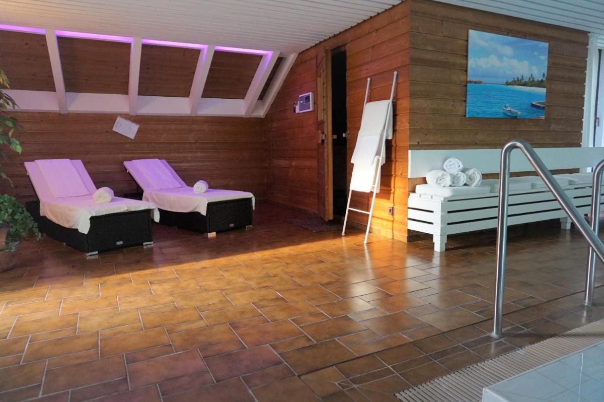 Luxus-Landhaus im Schwarzwald/Baiersbronn mit Pool