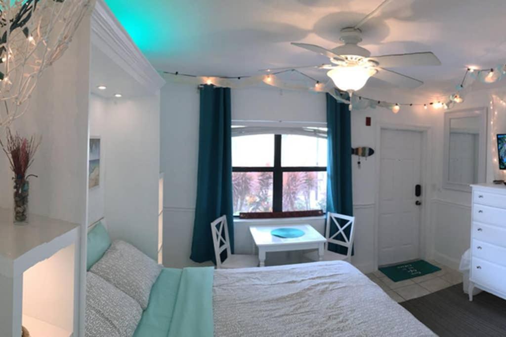 Beach Condo in Gated Complex, Heated Courtyard Pool, Ocean only 1 block away! view 5